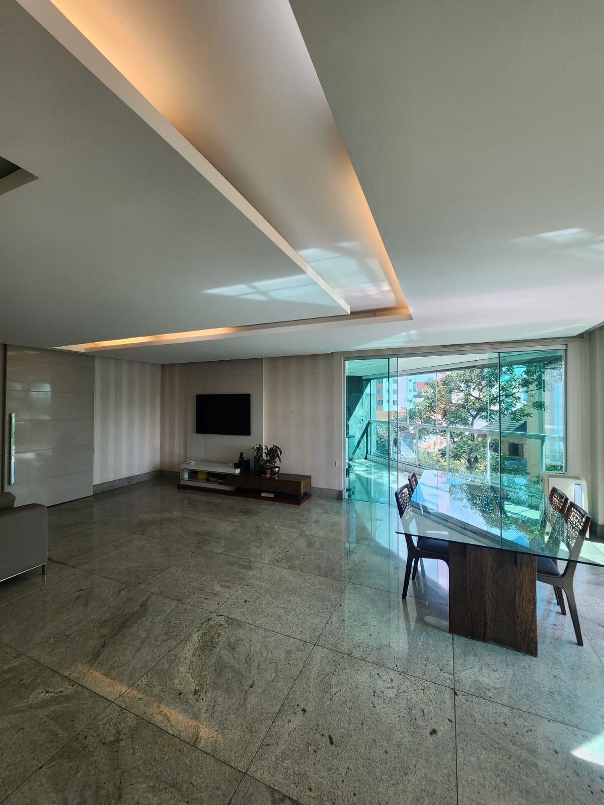 Apartamento com 4 quartos — Pampulha, Belo Horizonte