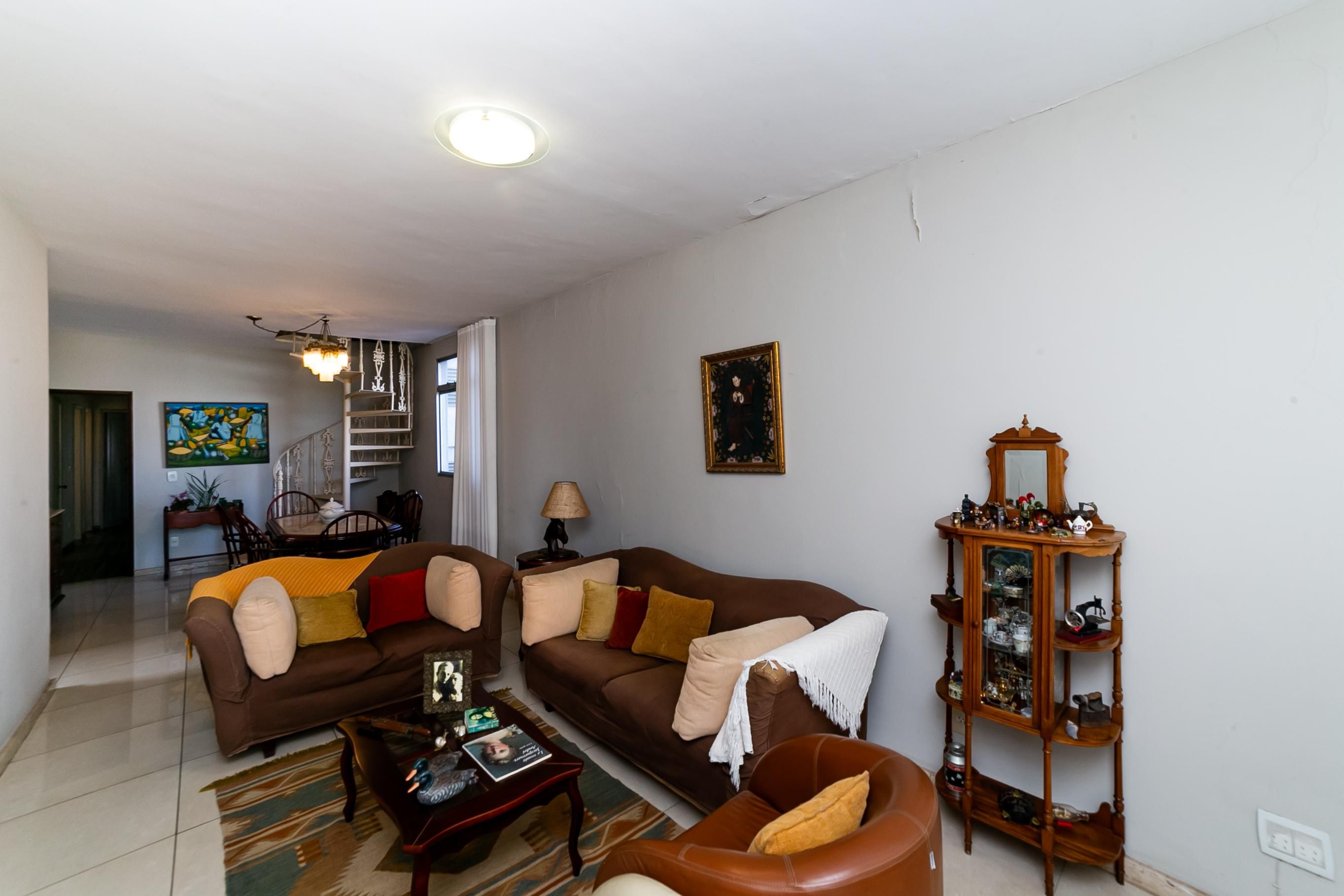 Apartamento com 4 quartos — Santo Antônio, Belo Horizonte