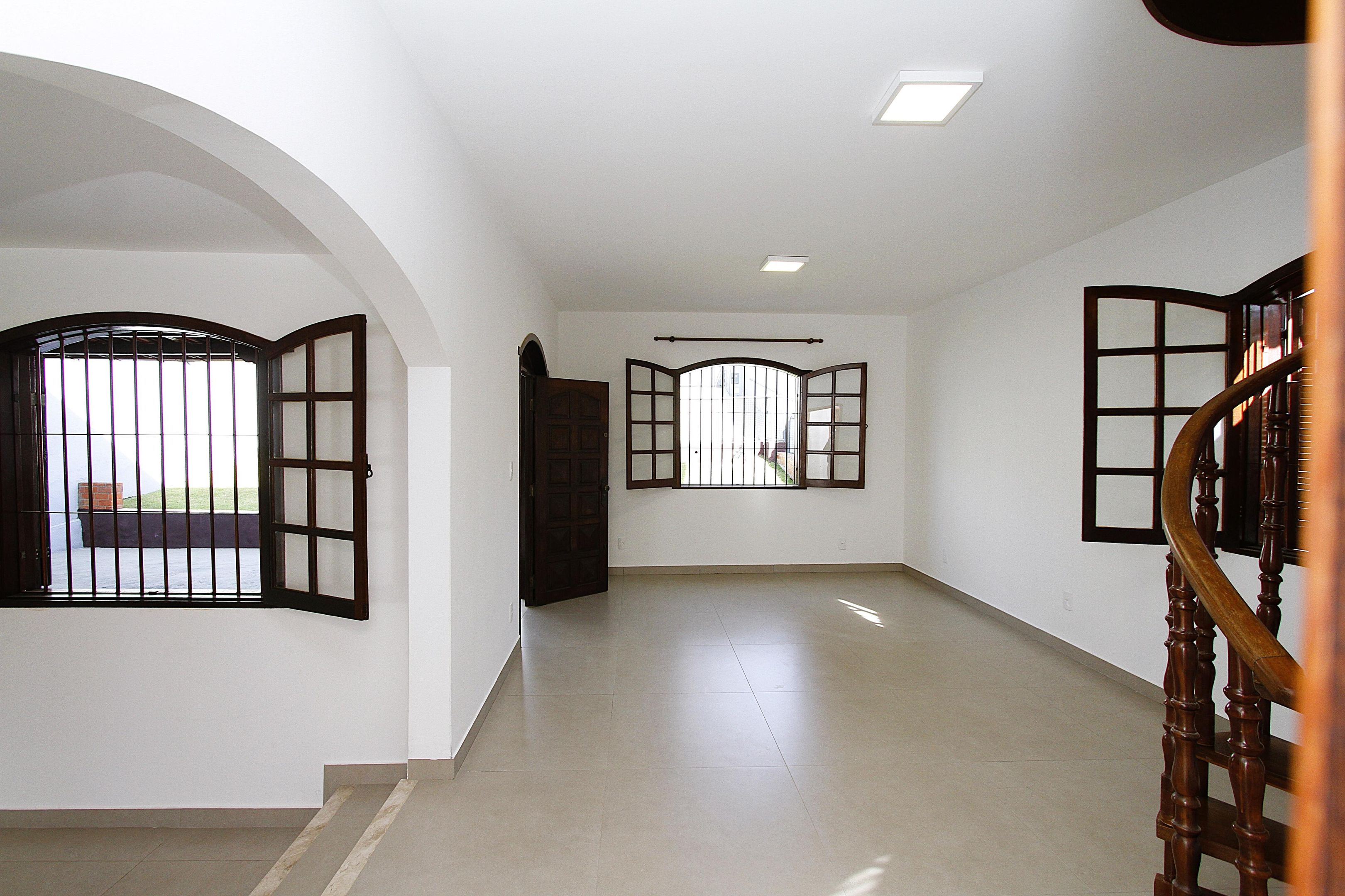 Casa com 5 quartos — Palmeiras, Belo Horizonte