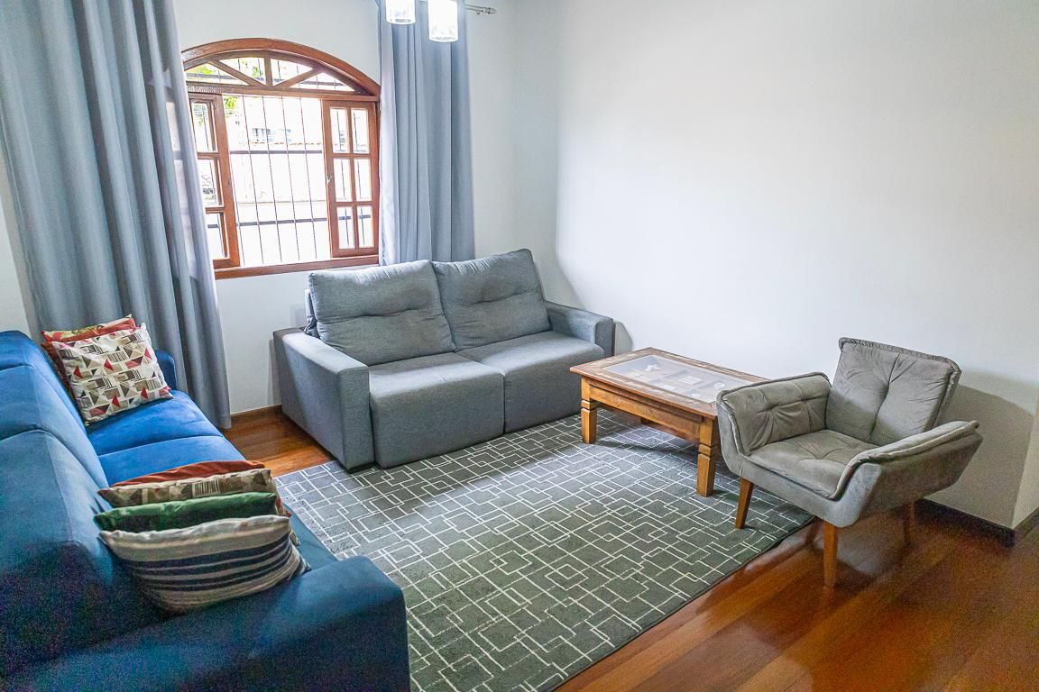 Casa com 4 quartos — Céu Azul, Belo Horizonte