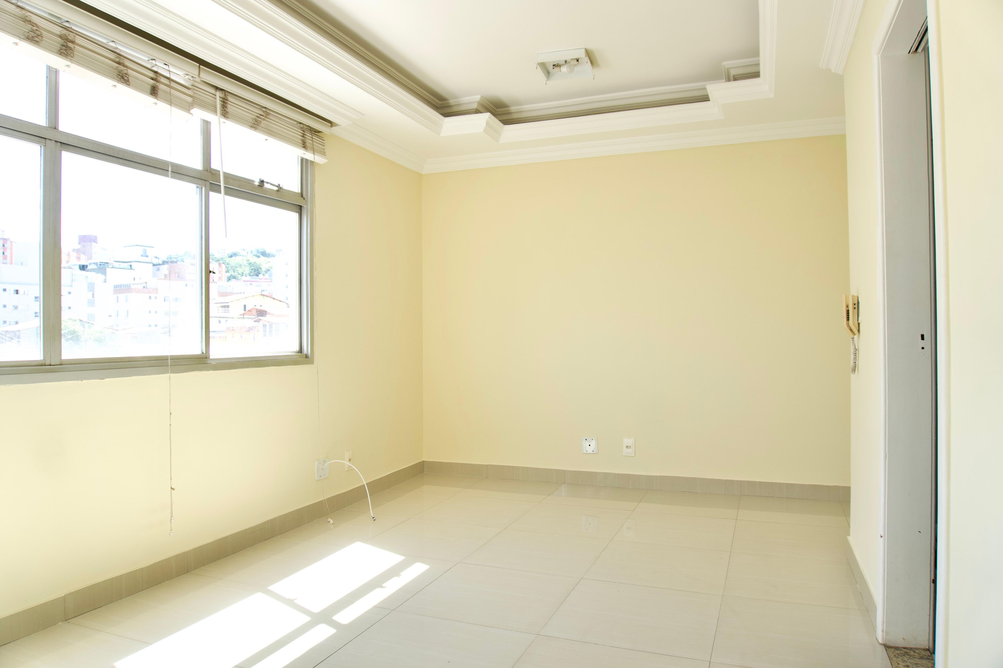 Apartamento com 3 quartos — Ipiranga, Belo Horizonte