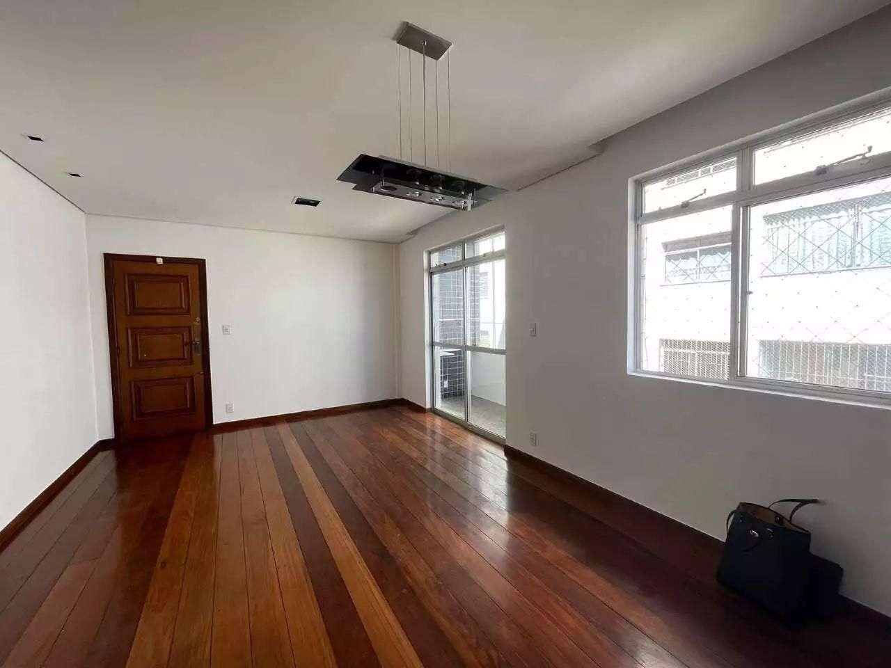 Apartamento com 3 quartos — Buritis, Belo Horizonte