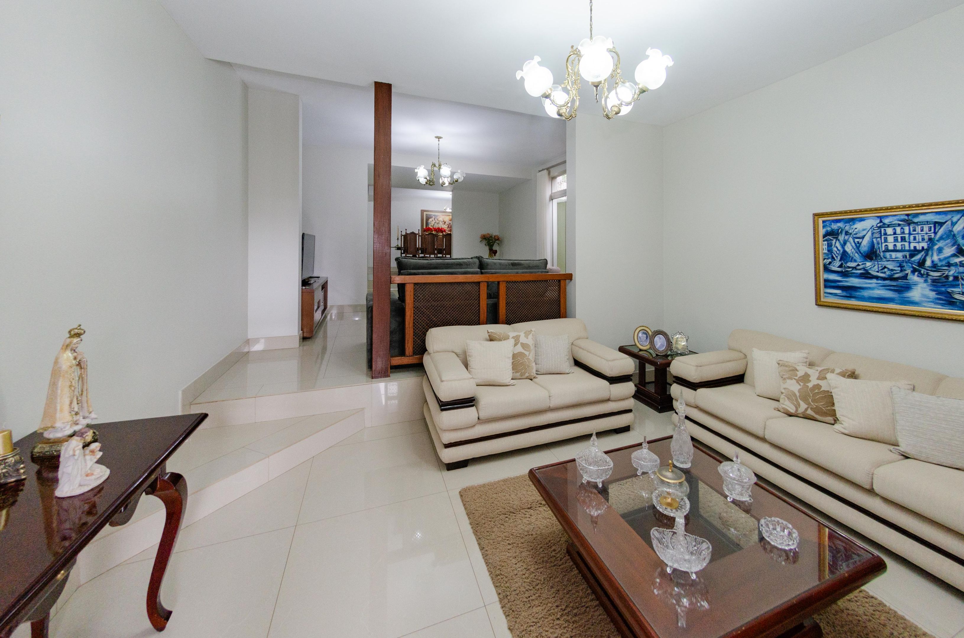 Casa com 4 quartos — São Bento, Belo Horizonte