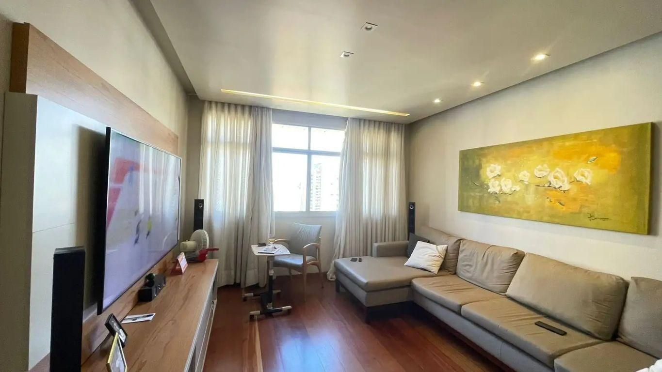 Apartamento com 3 quartos — Savassi, Belo Horizonte