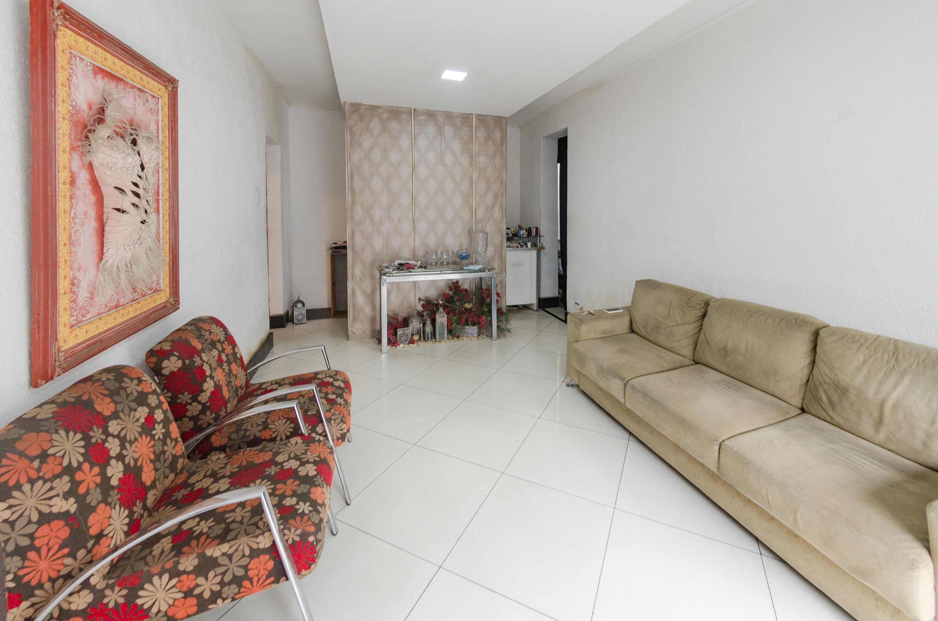 Casa com 1 quarto — Barro Preto, Belo Horizonte