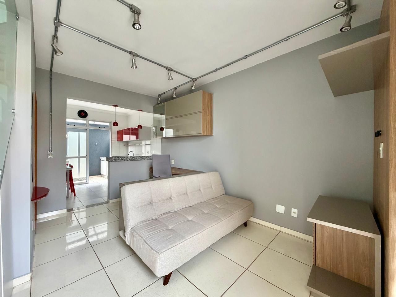 Casa com 2 quartos — Buritis, Belo Horizonte