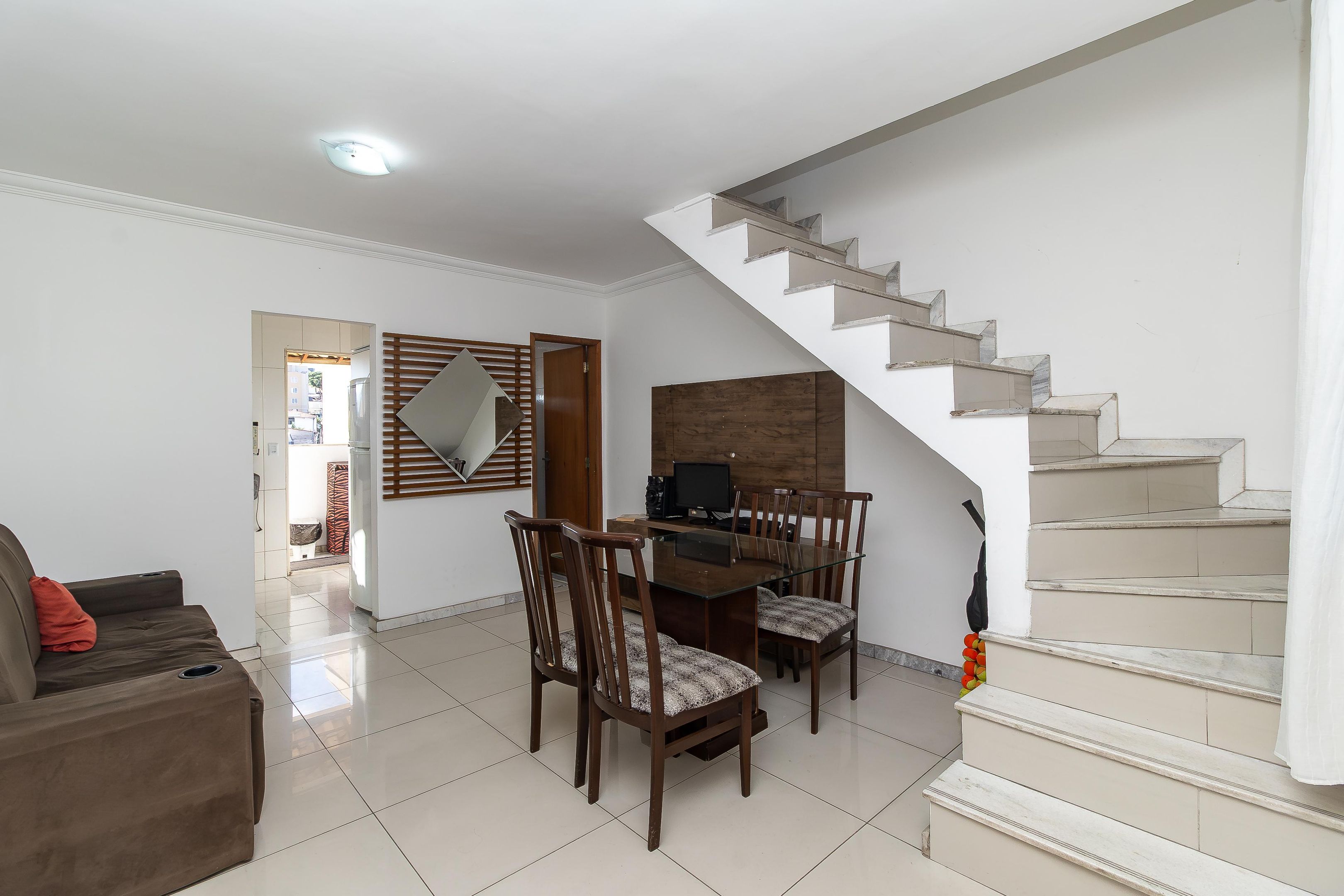 Casa com 2 quartos — São João Batista, Belo Horizonte