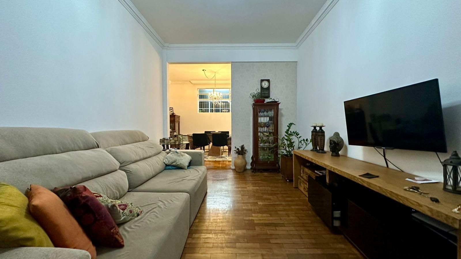 Apartamento com 3 quartos — Serra, Belo Horizonte