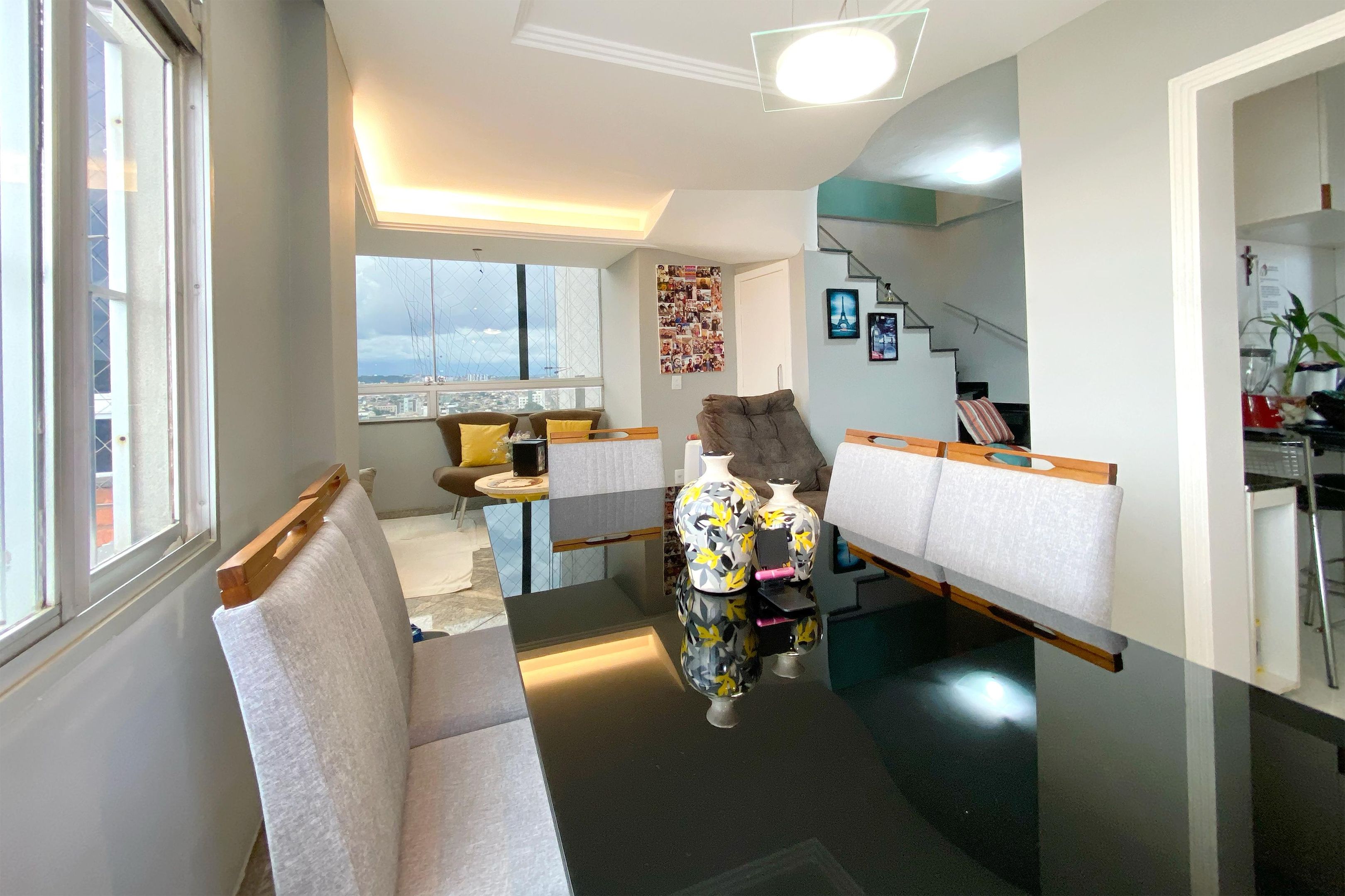 Apartamento com 4 quartos — Sagrada Família, Belo Horizonte