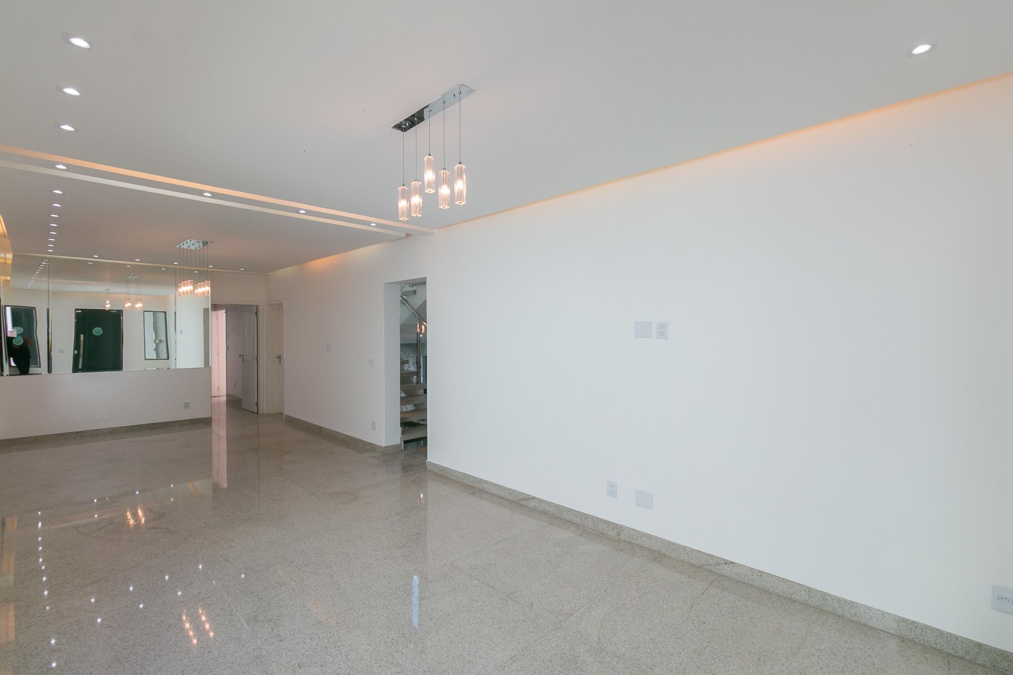 Casa com 3 quartos — Ouro Preto, Belo Horizonte