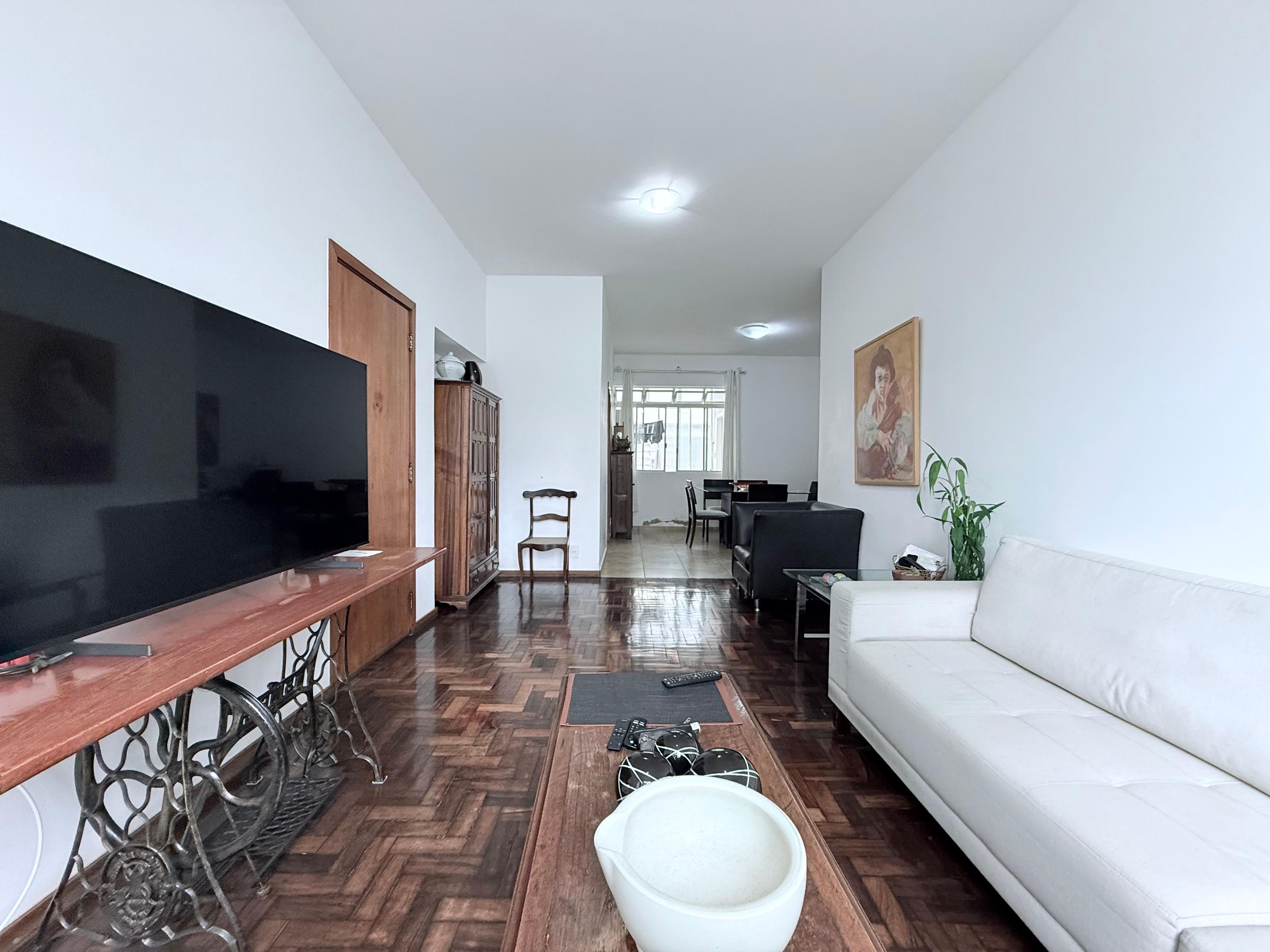 Apartamento com 3 quartos — Santo Agostinho, Belo Horizonte