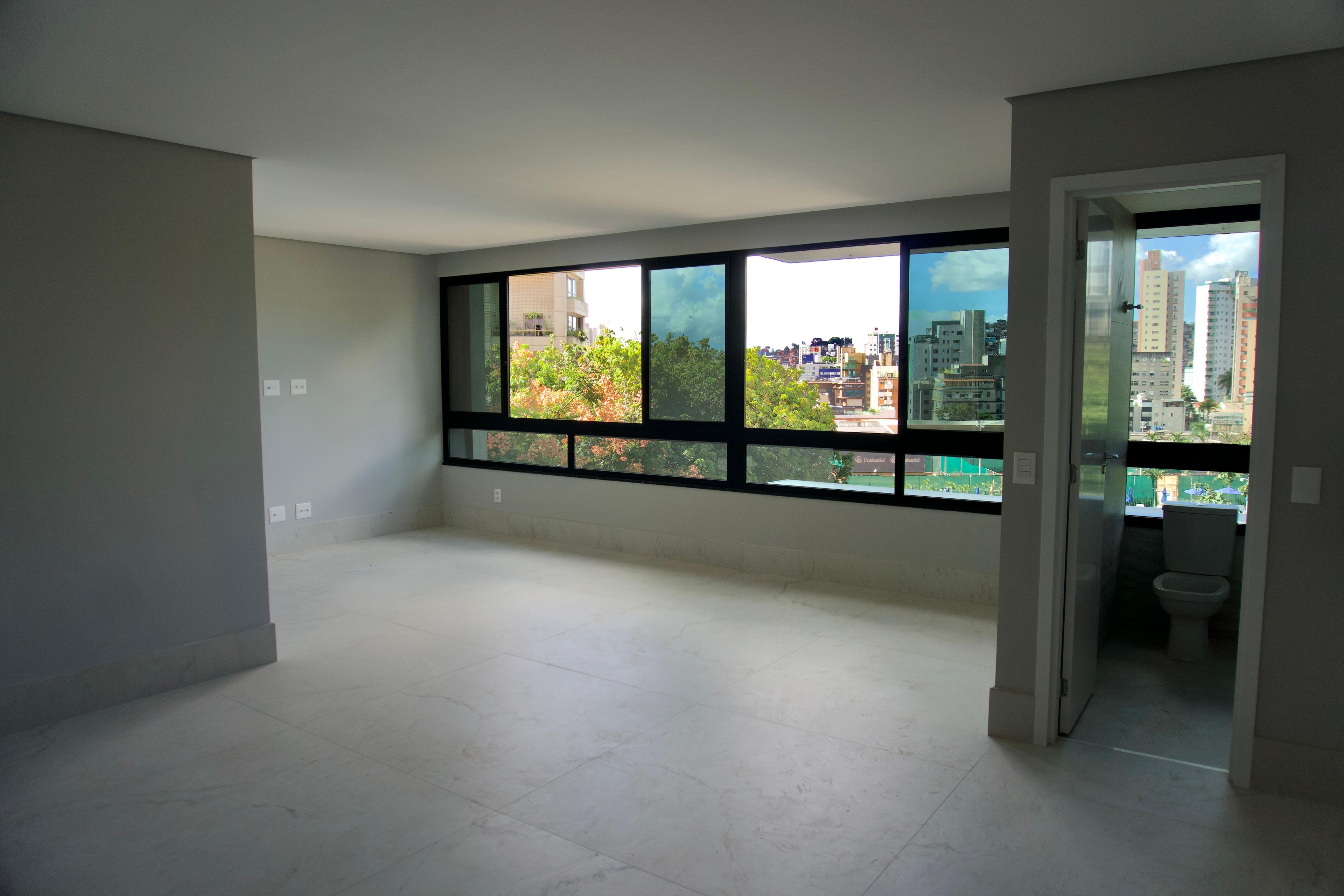 Apartamento com 4 quartos — Serra, Belo Horizonte
