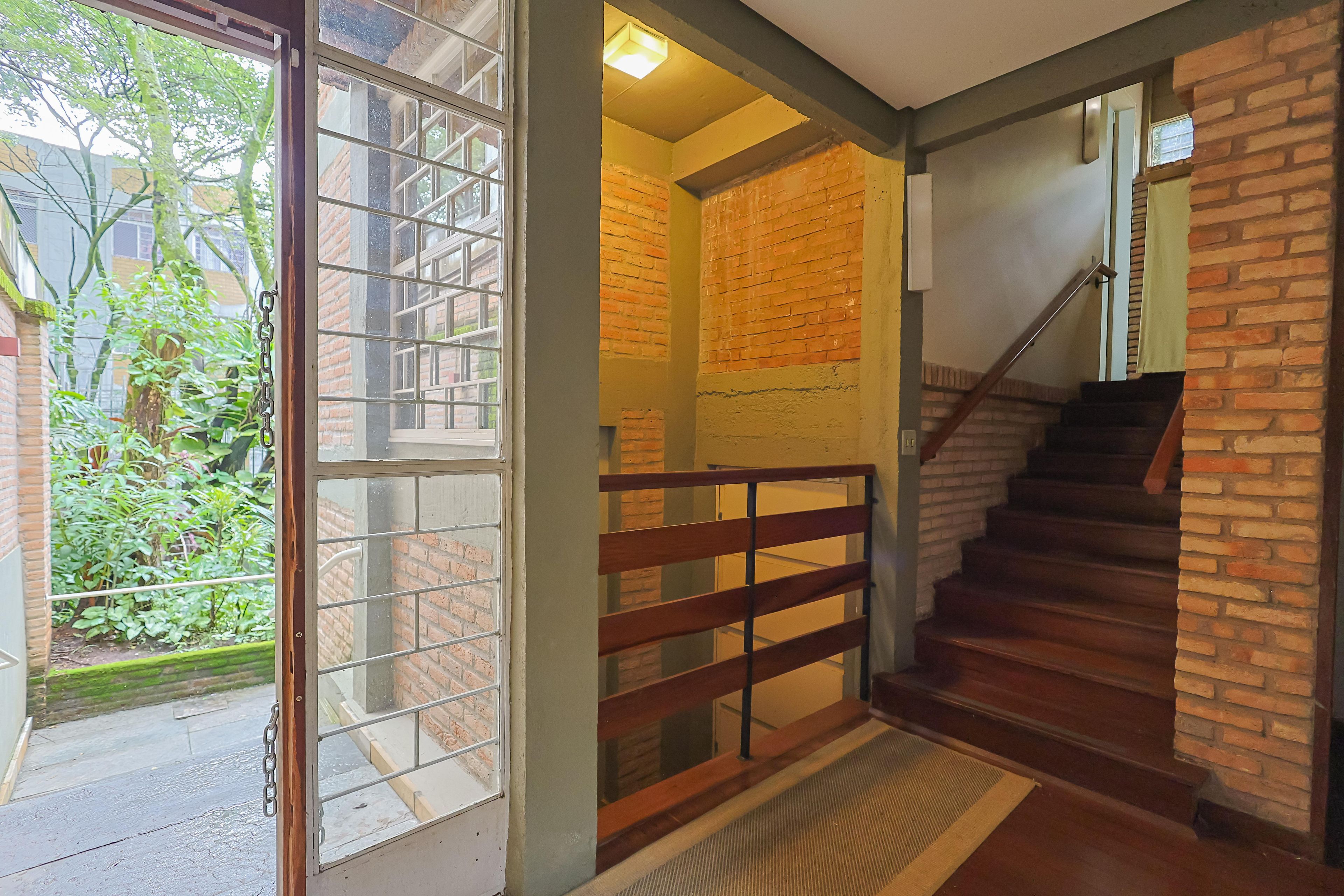 Casa com 4 quartos — Sion, Belo Horizonte