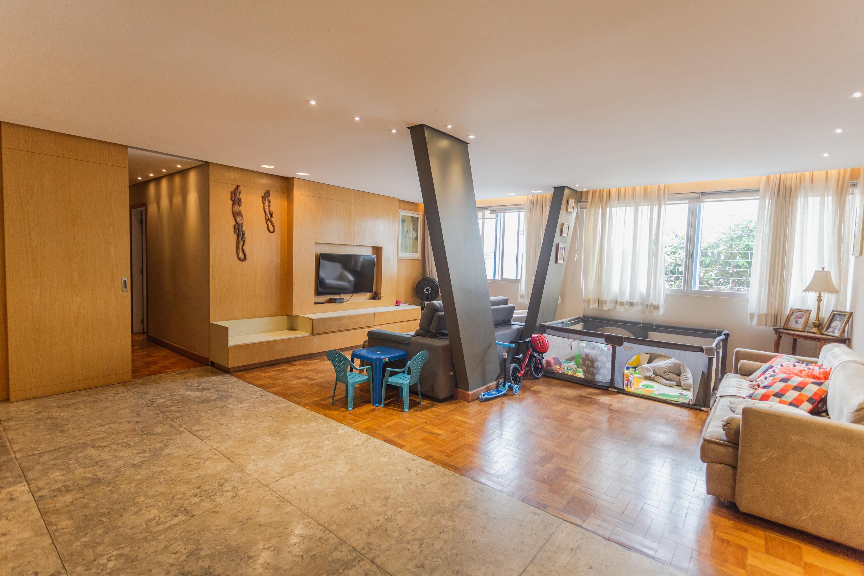 Apartamento com 3 quartos — Lourdes, Belo Horizonte