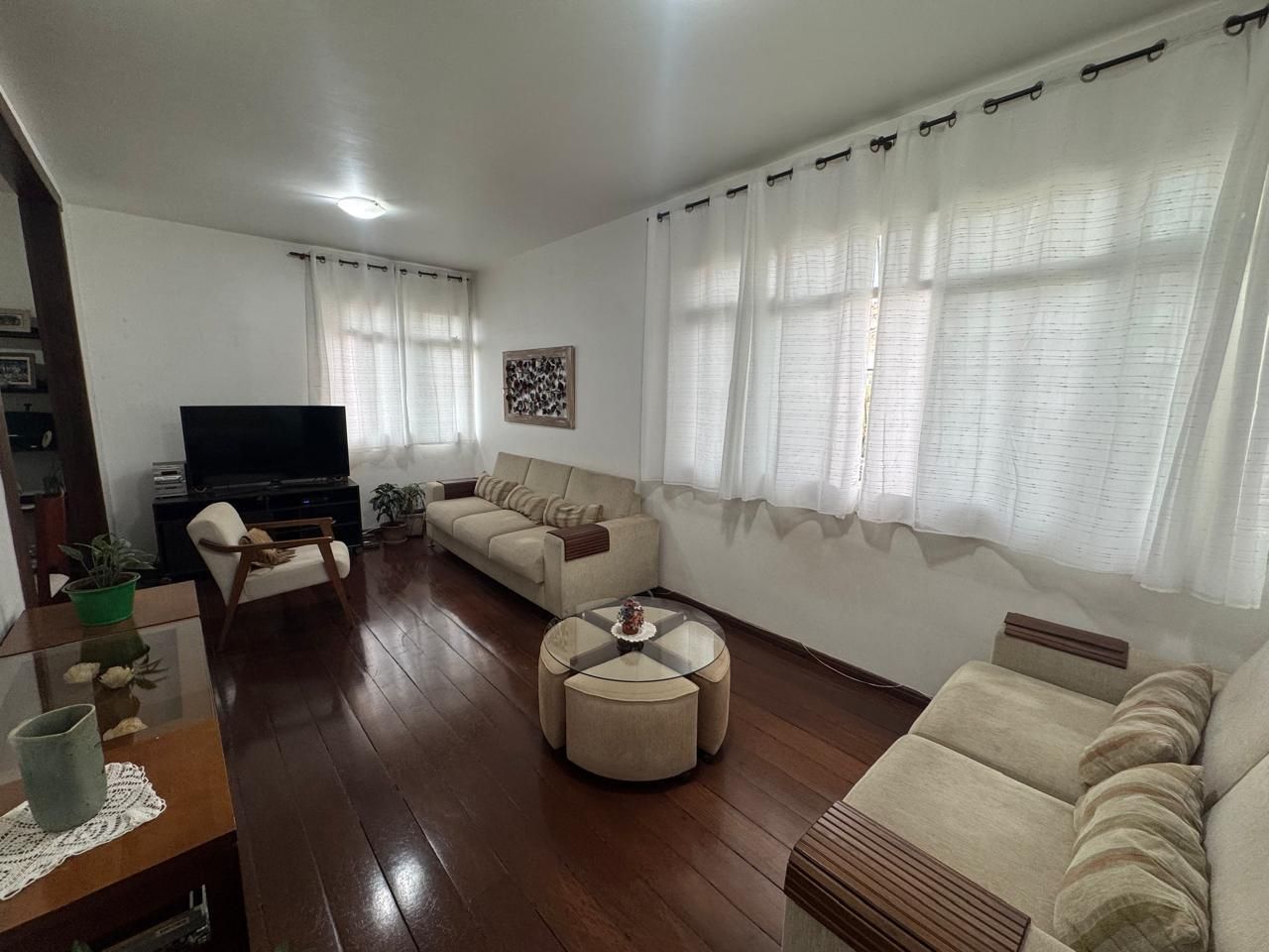 Apartamento com 4 quartos — Serra, Belo Horizonte