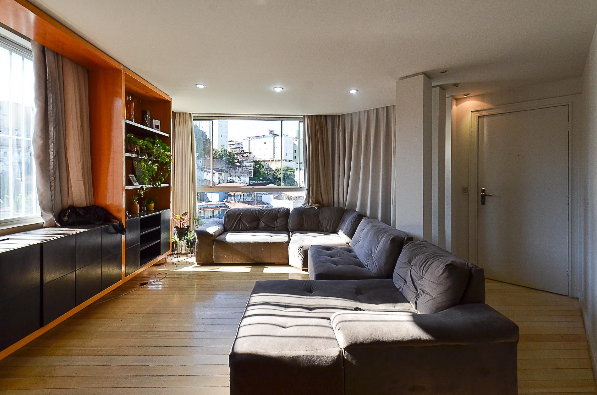 Apartamento com 3 quartos — Ipiranga, Belo Horizonte