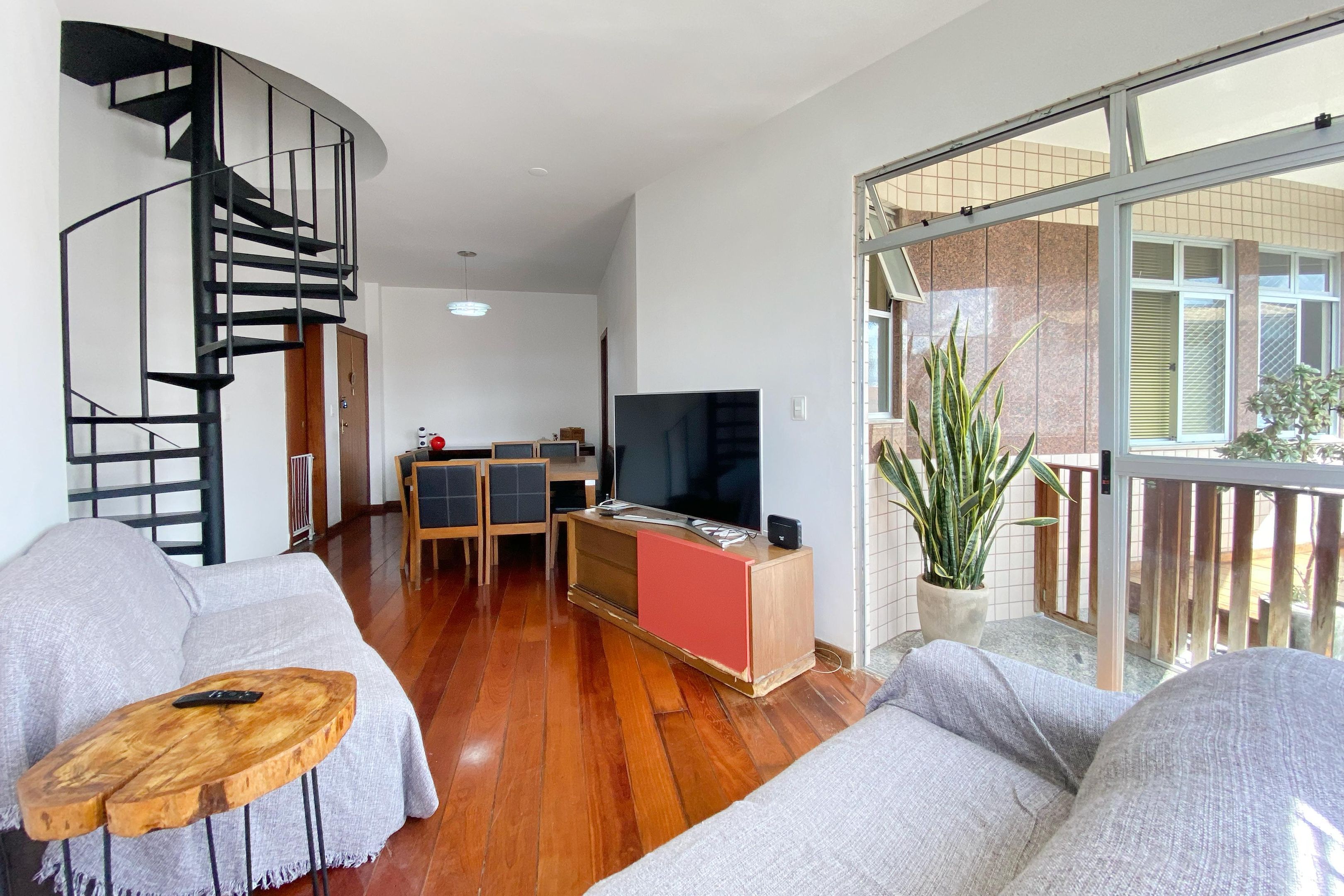 Apartamento com 3 quartos — Calafate, Belo Horizonte