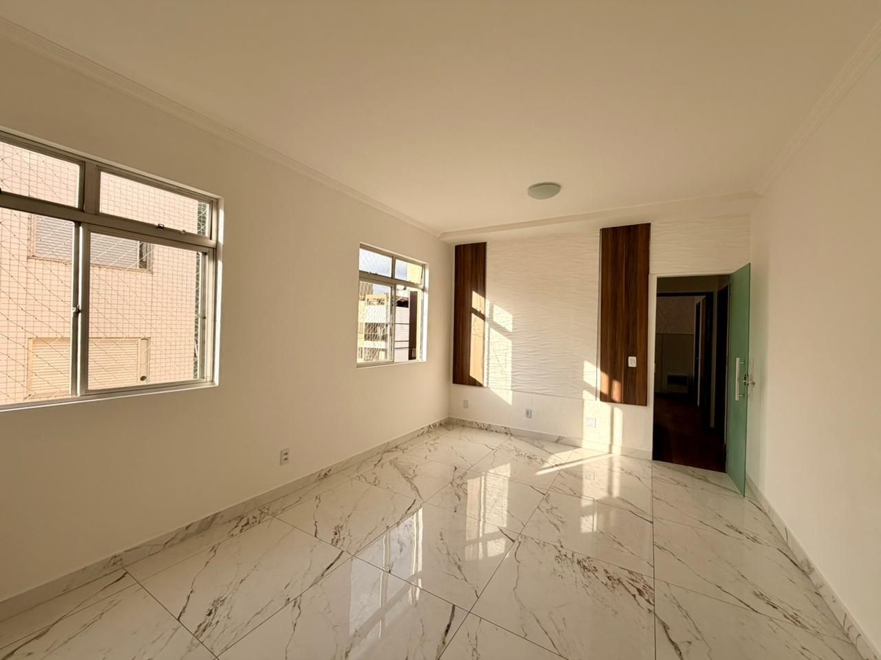 Apartamento com 3 quartos — Castelo, Belo Horizonte