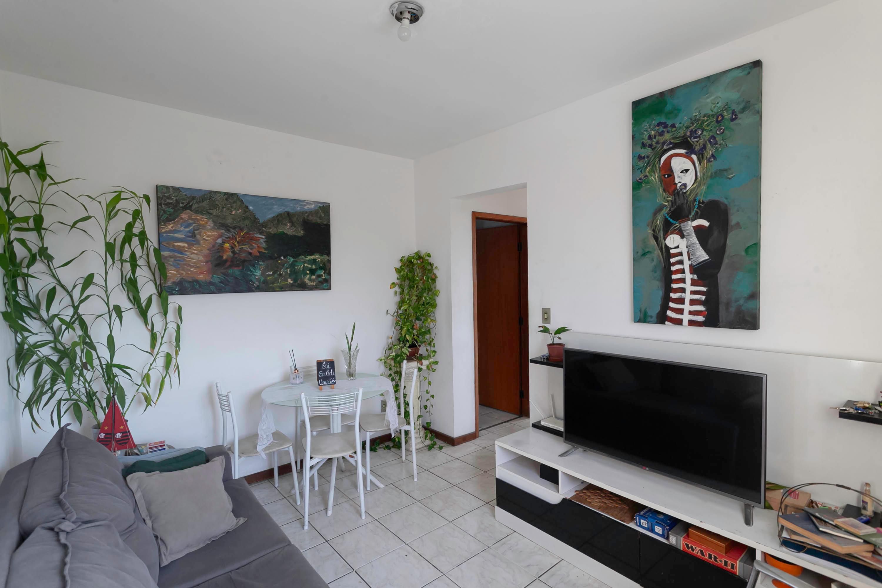 Apartamento com 2 quartos — Planalto, Belo Horizonte