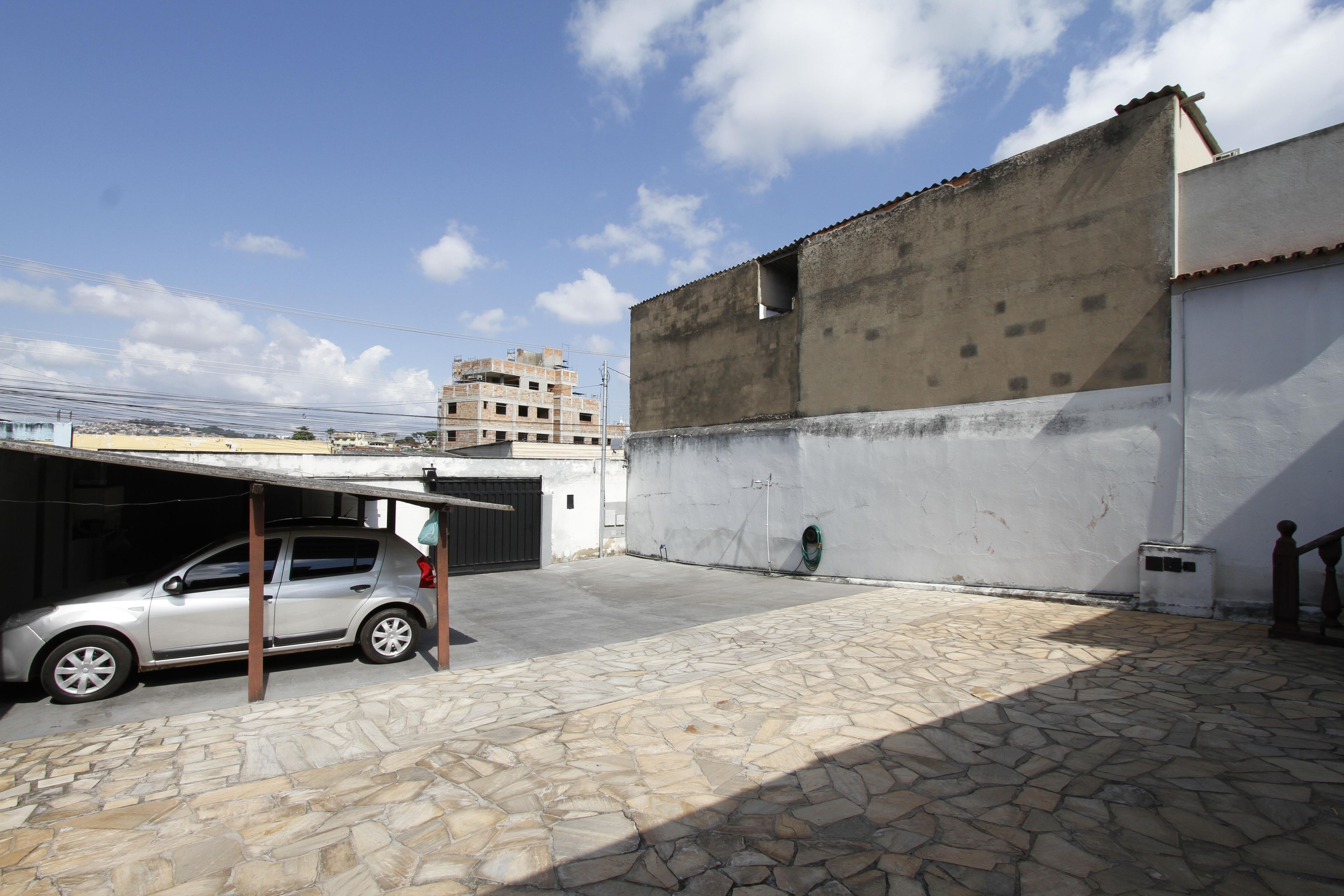 Casa com 5 quartos — Salgado Filho, Belo Horizonte