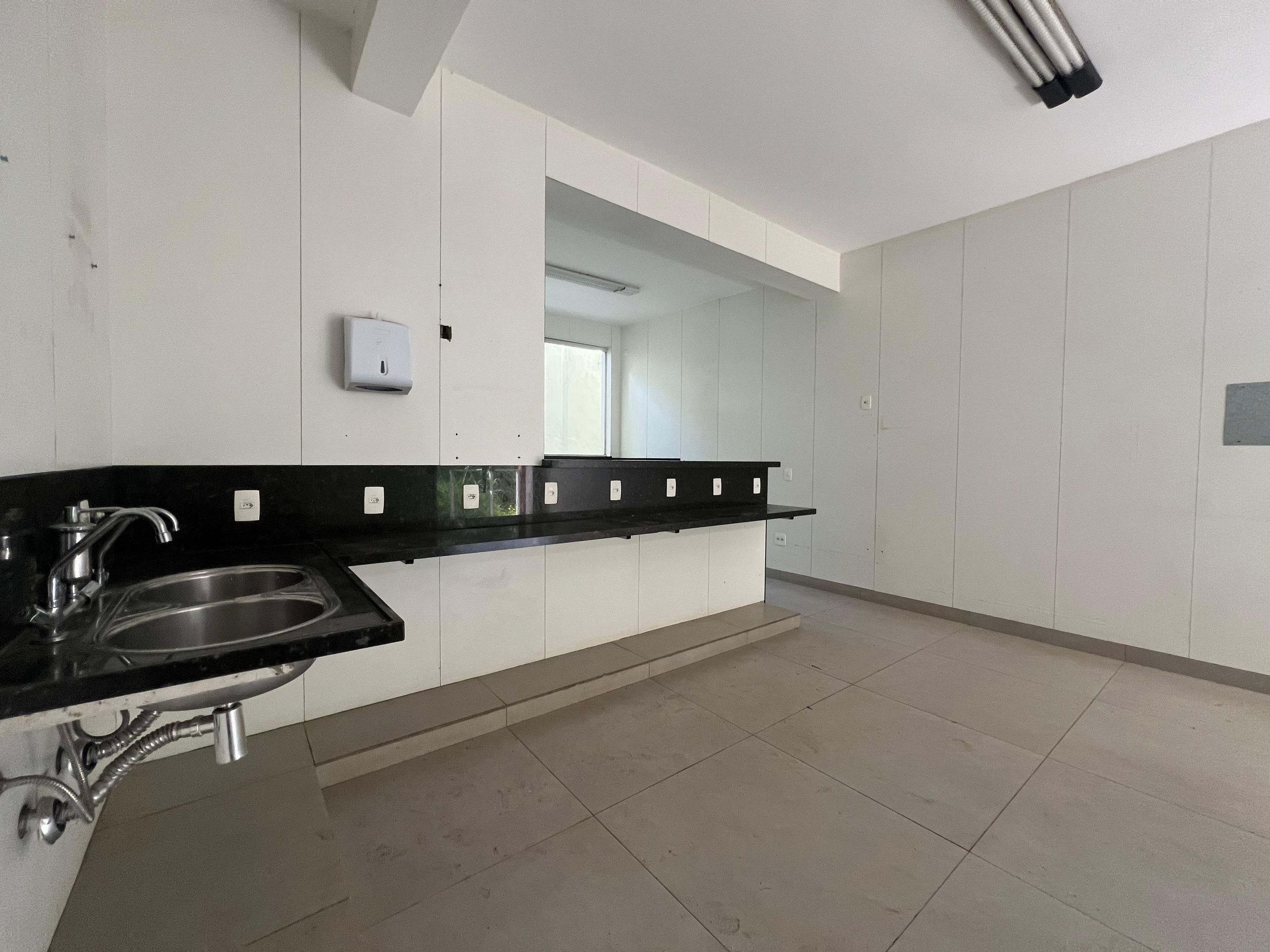 Casa com 7 quartos — Santa Lúcia, Belo Horizonte