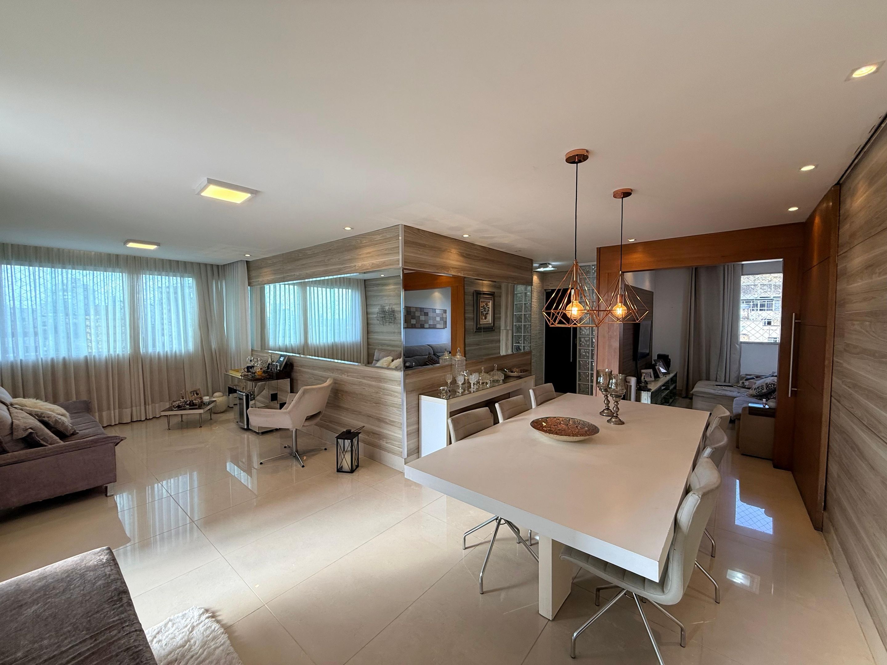 Apartamento com 4 quartos — Cidade Nova, Belo Horizonte