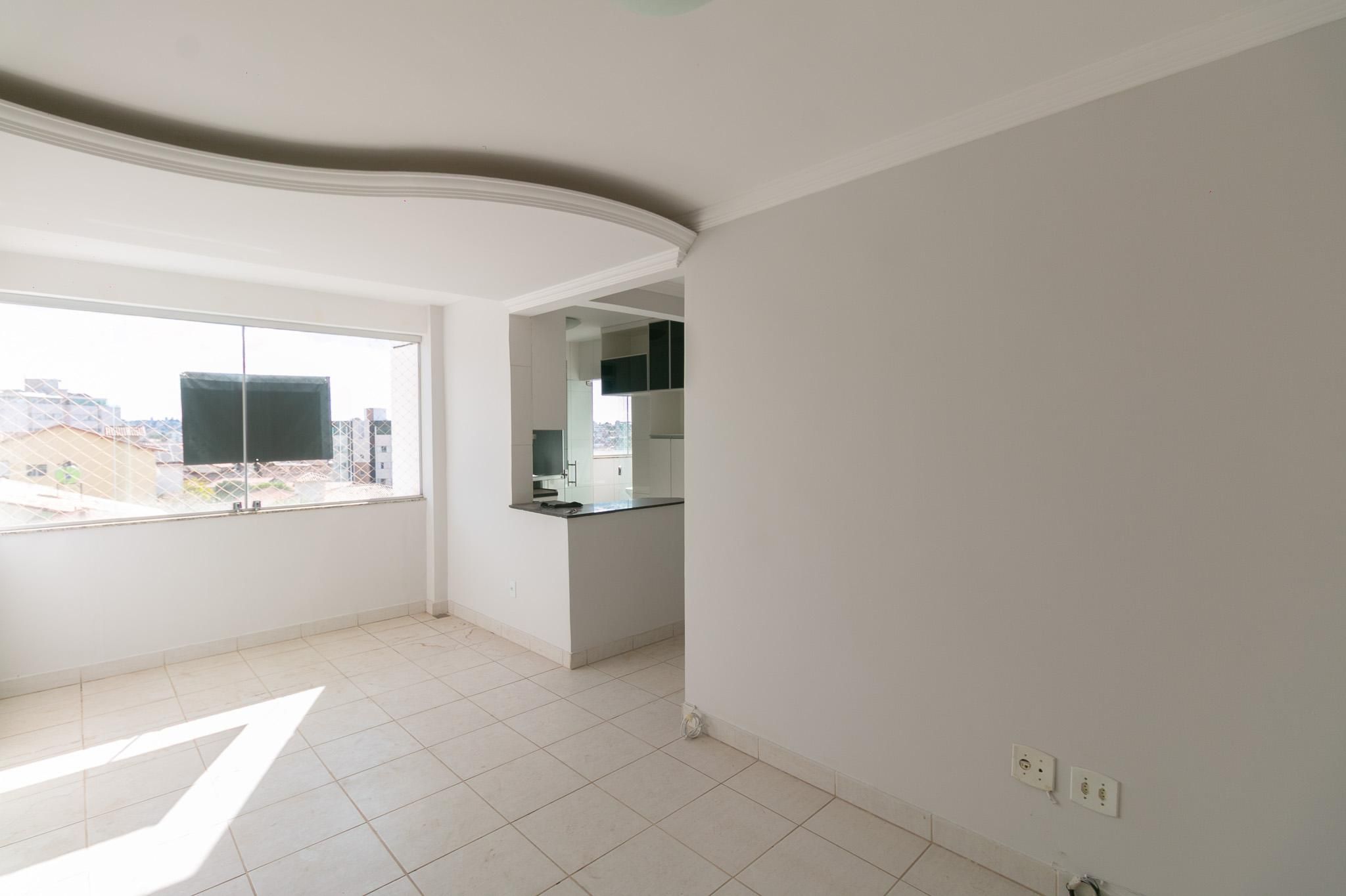 Apartamento com 3 quartos — Planalto, Belo Horizonte