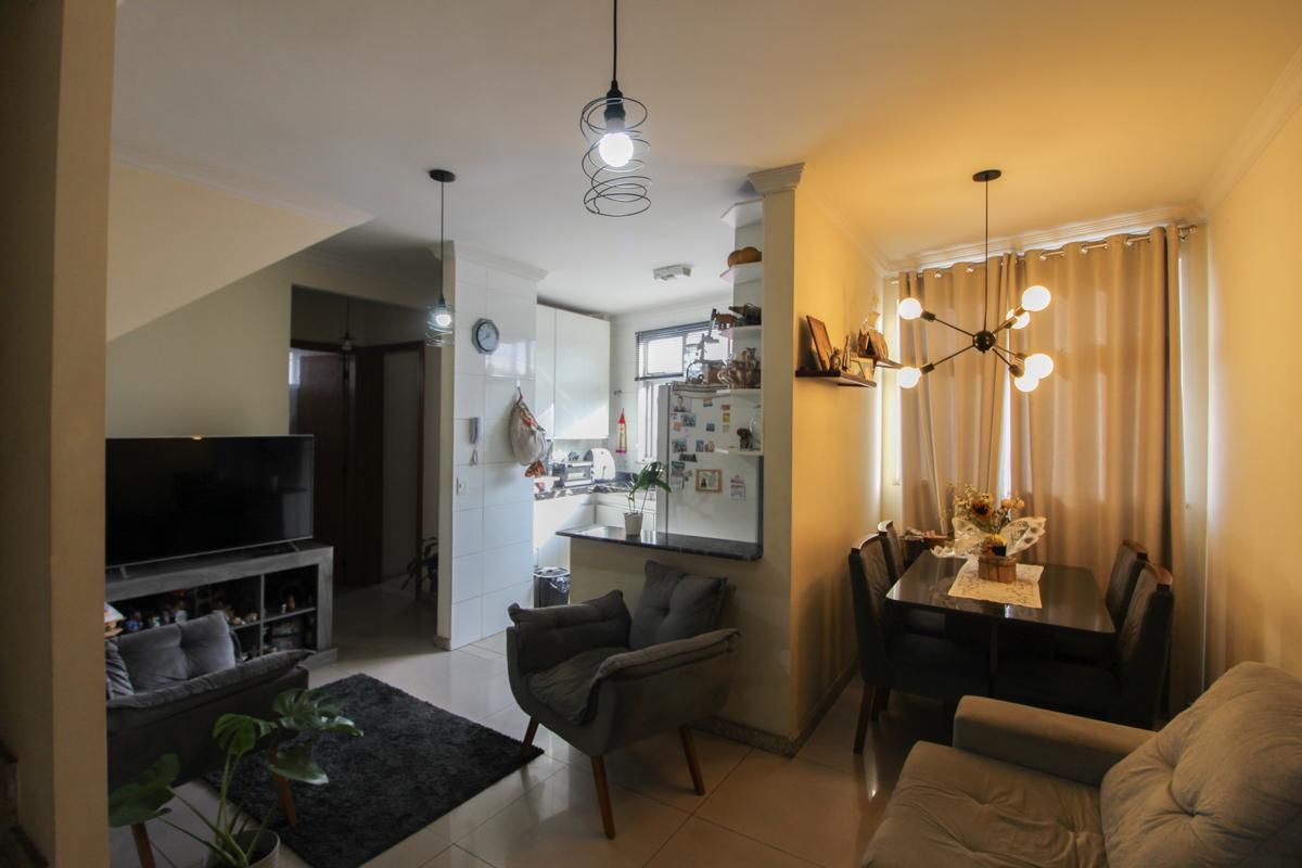 Apartamento com 3 quartos — Céu Azul, Belo Horizonte
