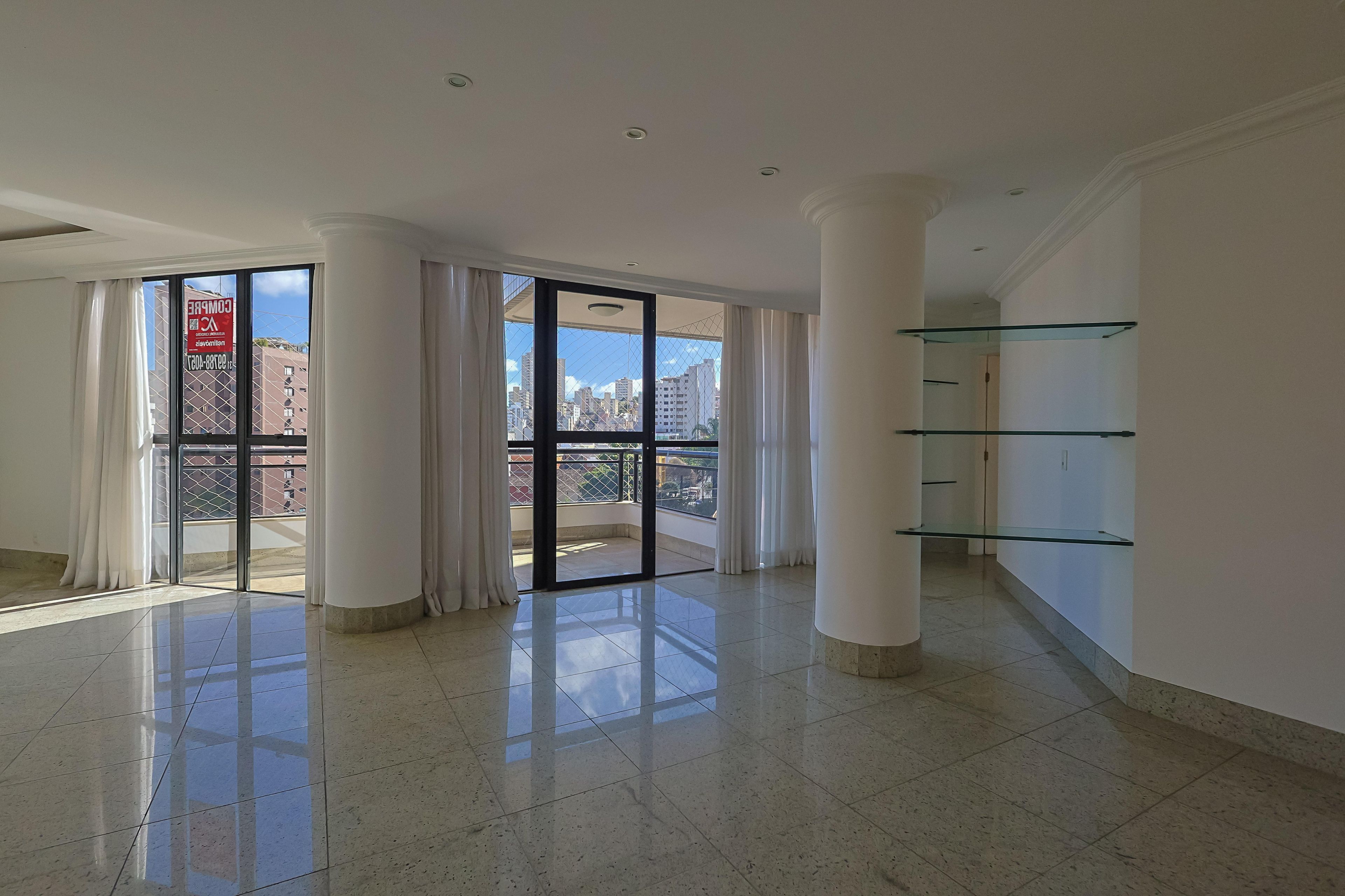 Apartamento com 4 quartos — Serra, Belo Horizonte
