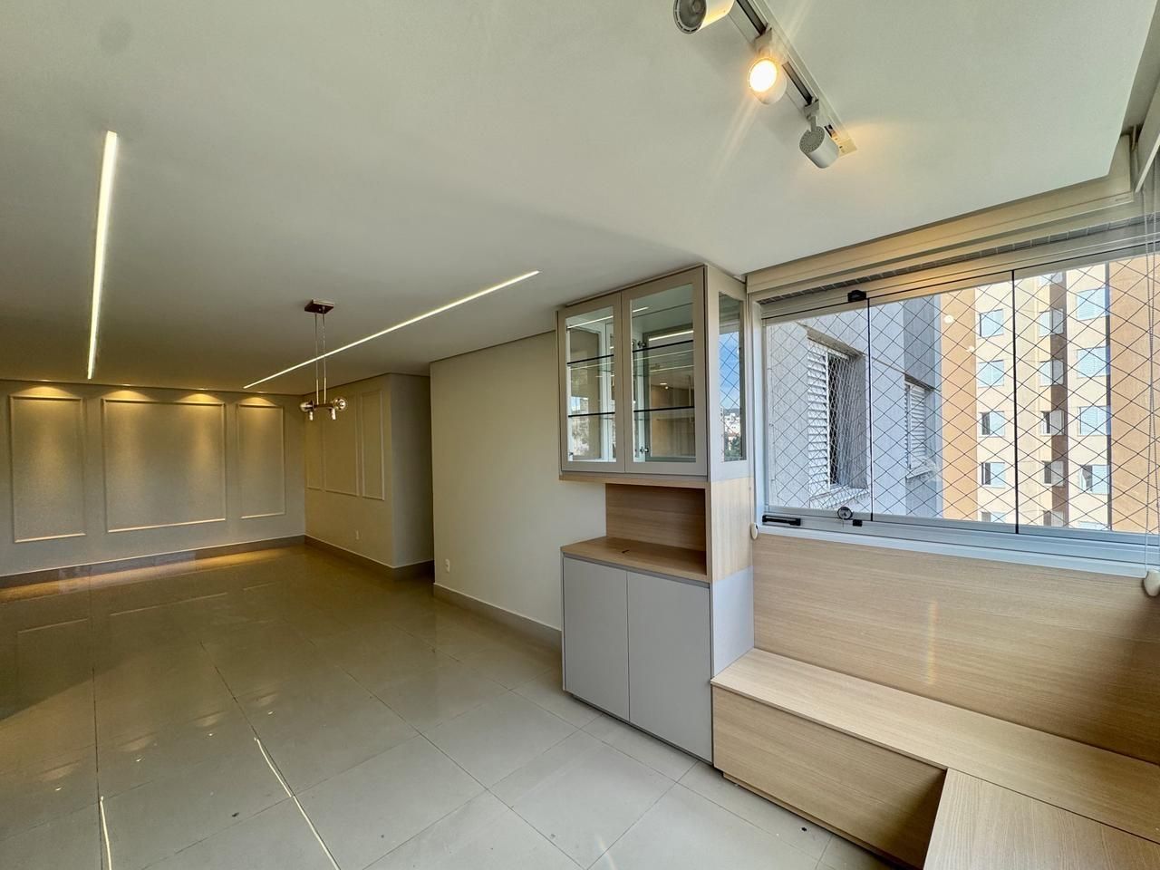 Apartamento com 3 quartos — Nova Granada, Belo Horizonte