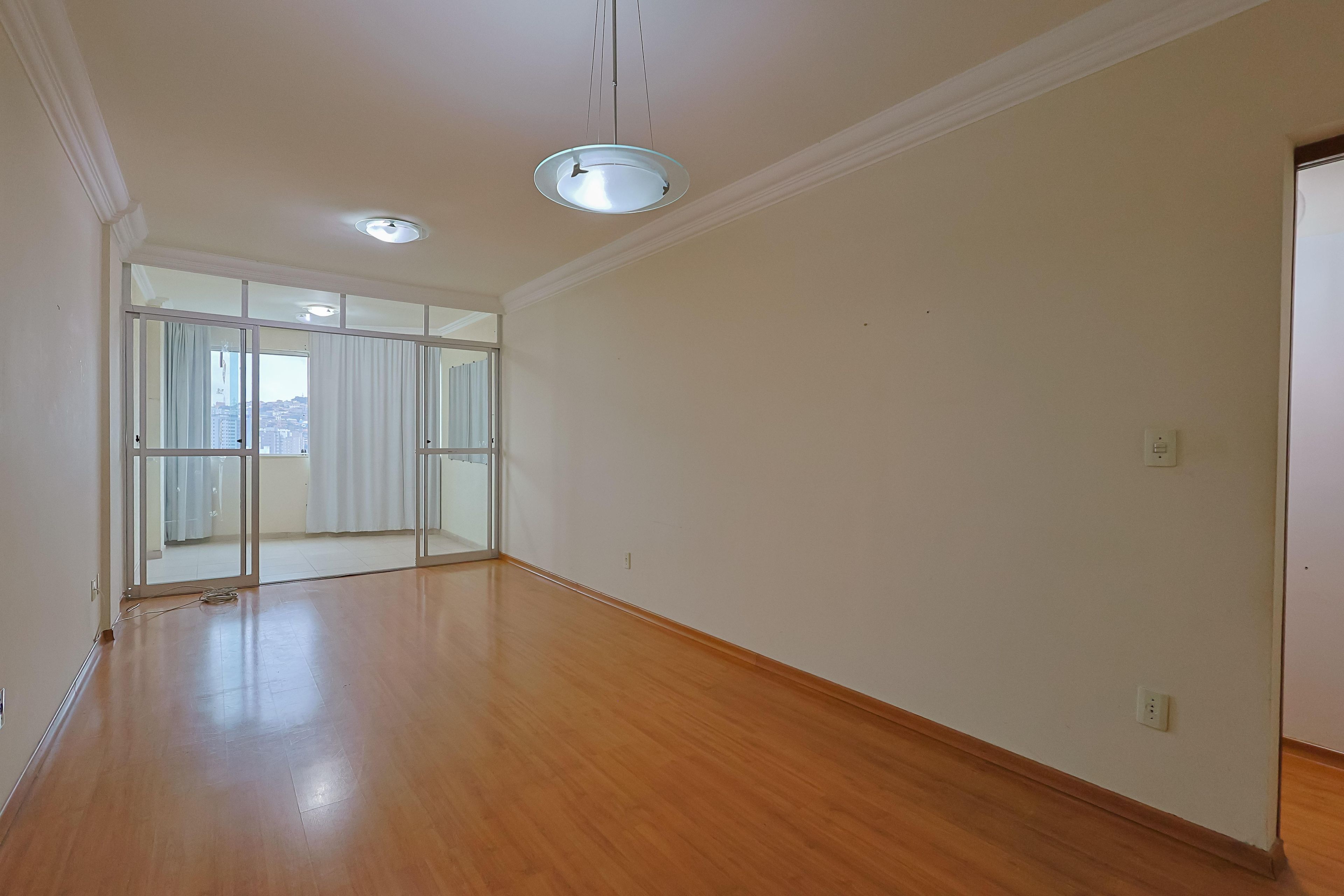 Apartamento com 3 quartos — Buritis, Belo Horizonte