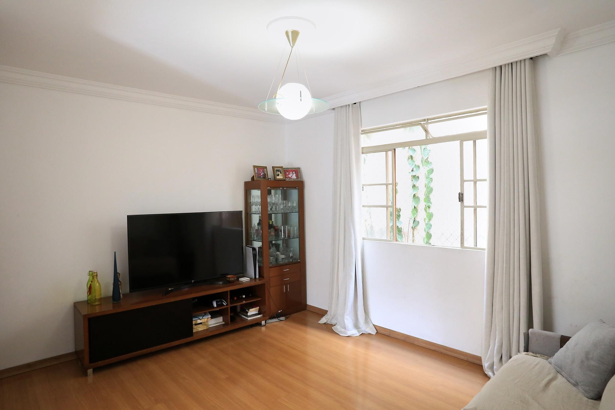 Apartamento com 4 quartos — Santa Efigênia, Belo Horizonte