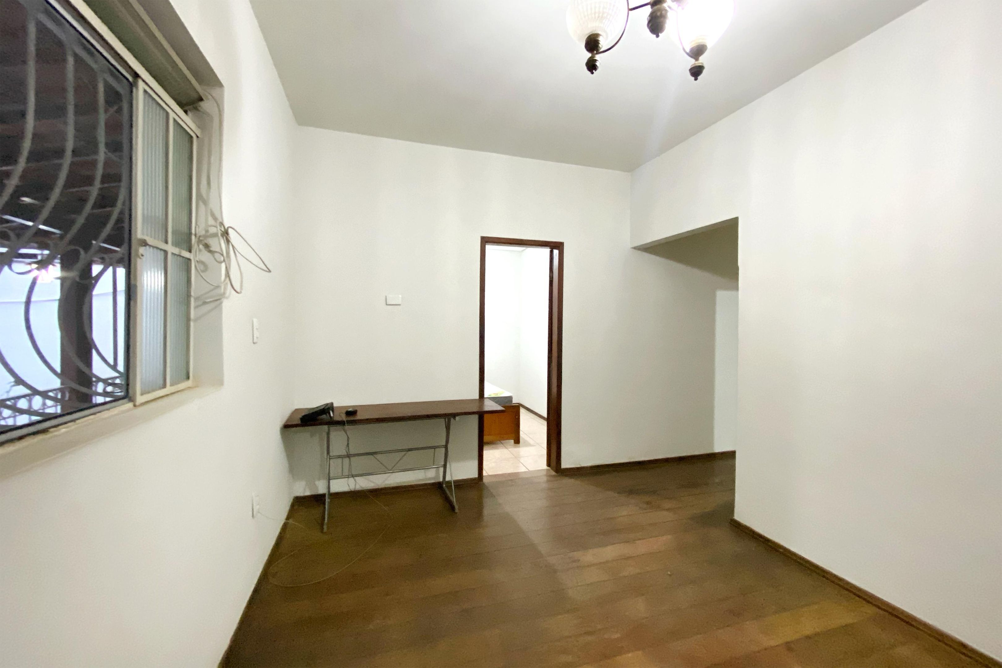 Casa com 3 quartos — Sagrada Família, Belo Horizonte