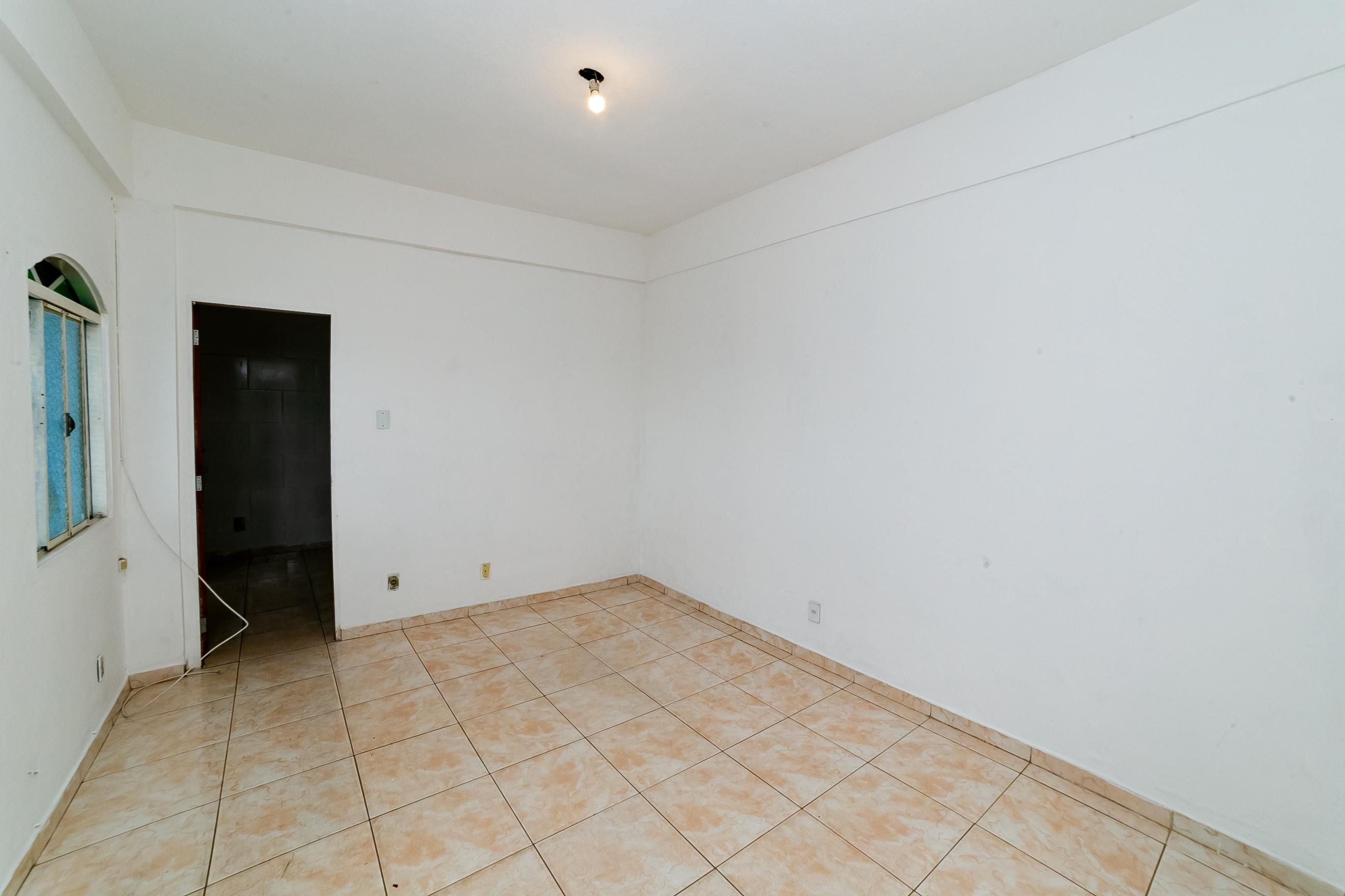 Casa com 2 quartos — Santa Efigênia, Belo Horizonte