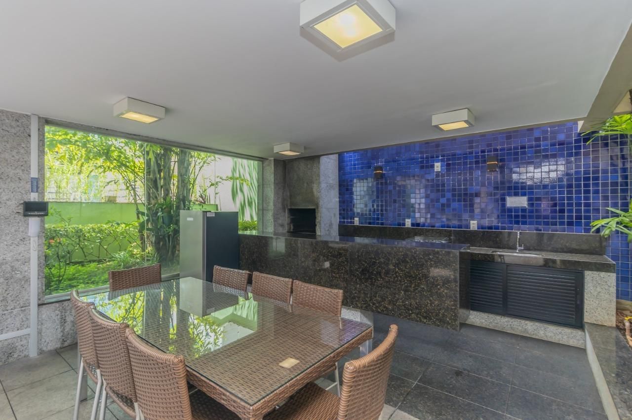 Apartamento com 4 quartos — Funcionários, Belo Horizonte