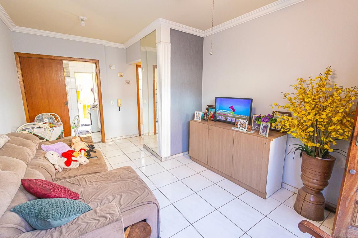 Casa em condomínio com 2 quartos — Copacabana, Belo Horizonte
