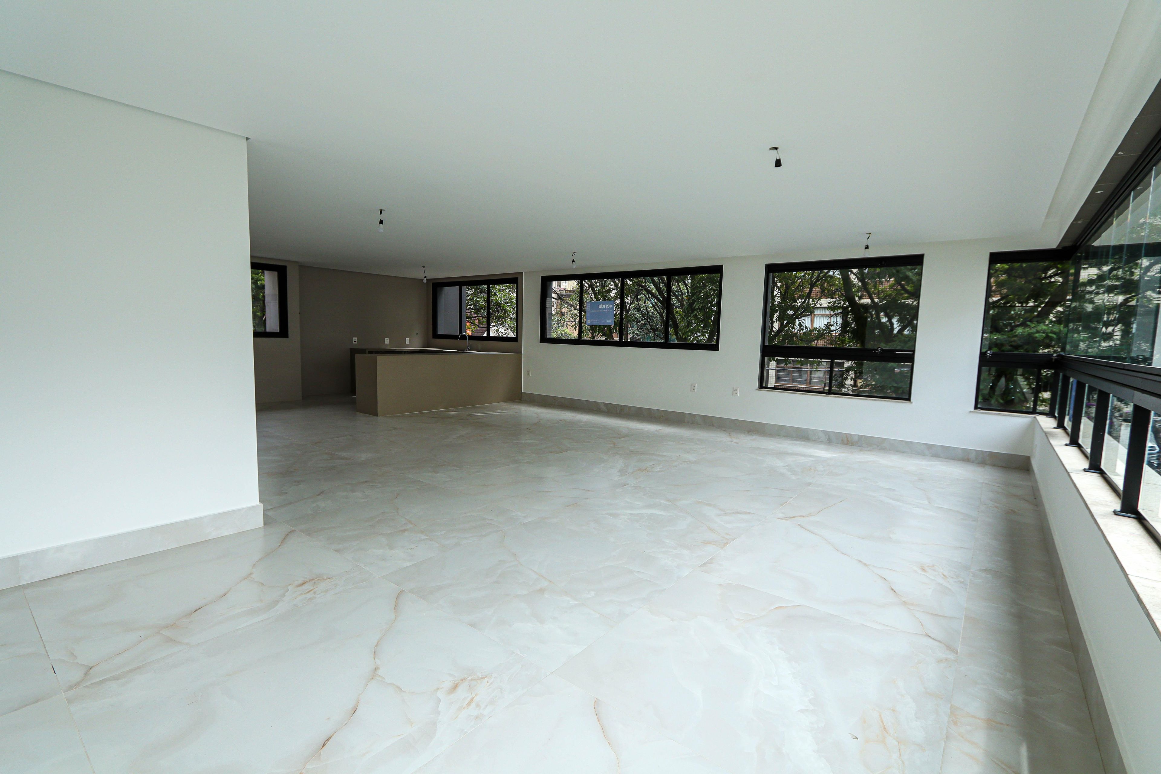 Apartamento com 4 quartos — Centro, Belo Horizonte