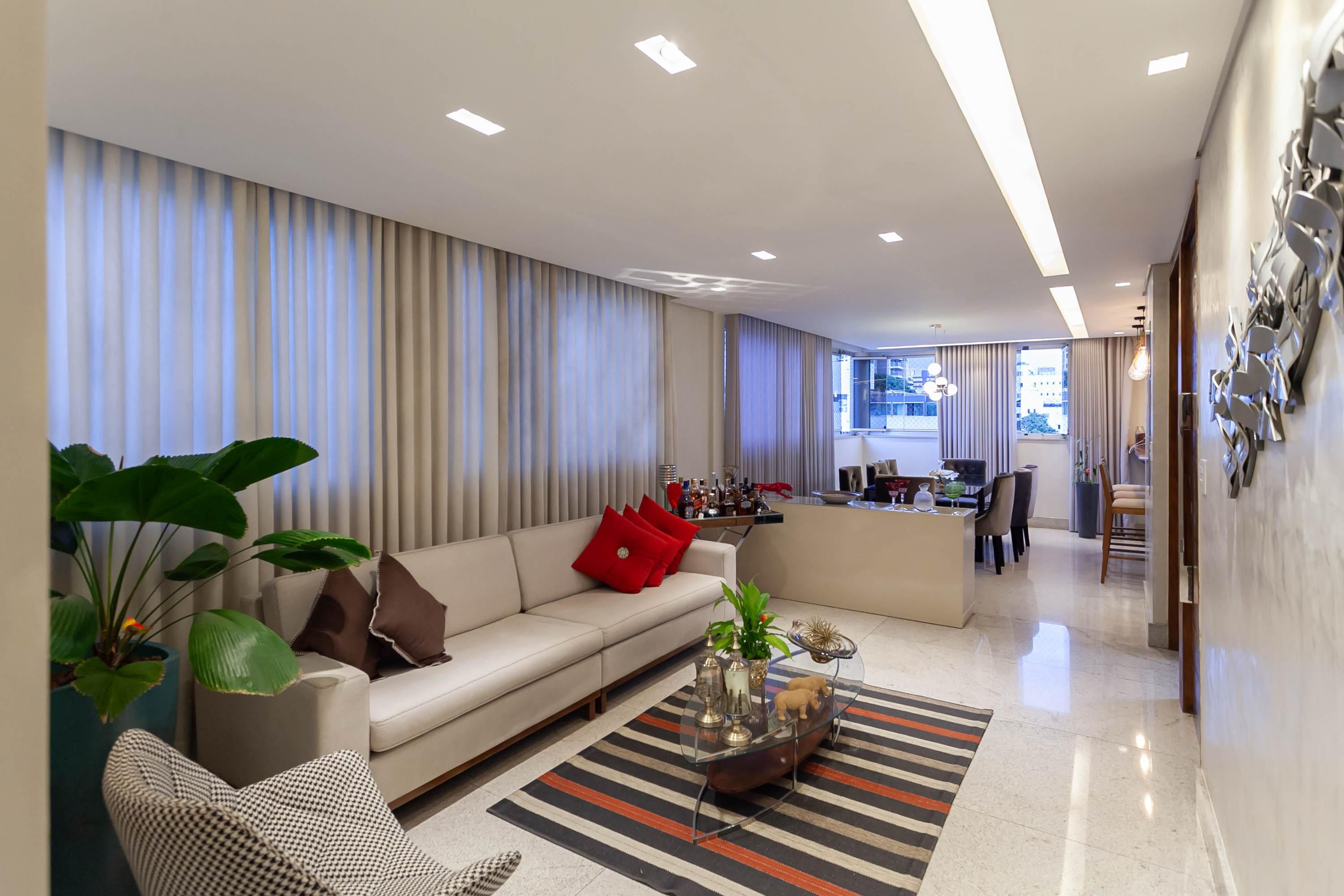 Apartamento com 5 quartos — Castelo, Belo Horizonte