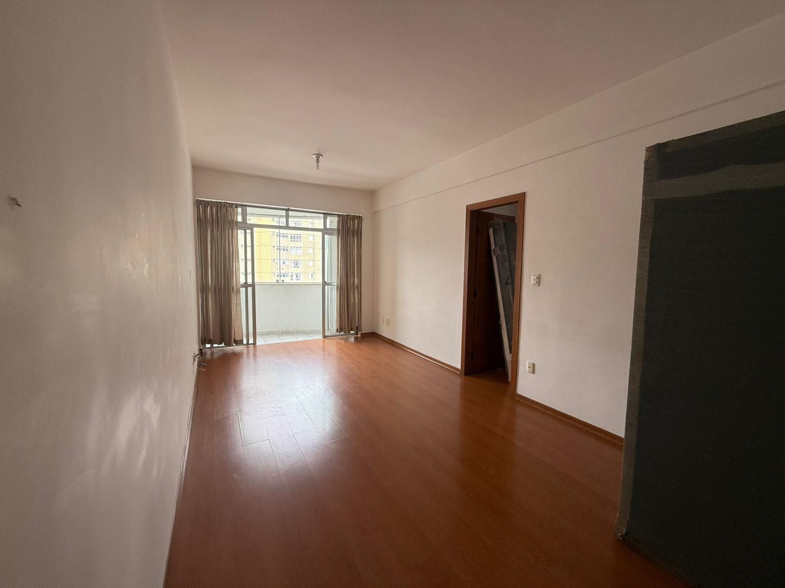 Apartamento com 3 quartos — Estoril, Belo Horizonte