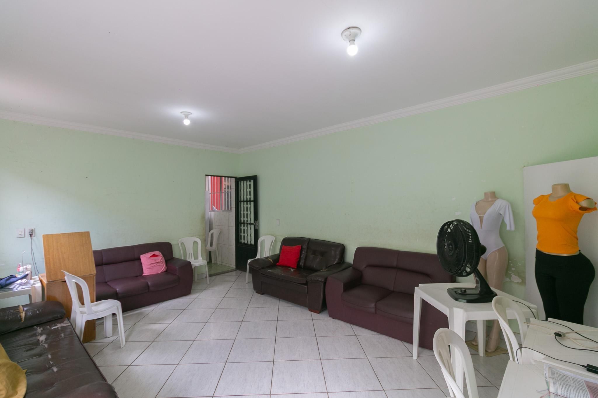 Casa com 3 quartos — São João Batista, Belo Horizonte
