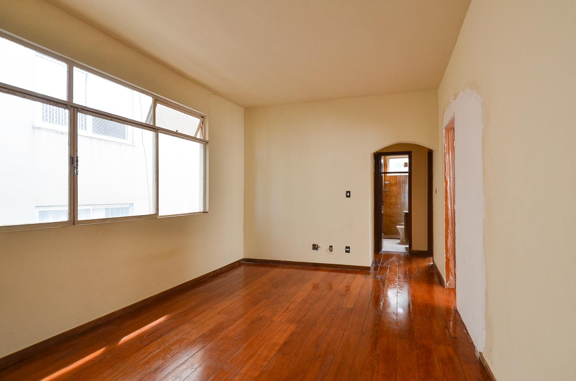 Apartamento com 3 quartos — Serra, Belo Horizonte