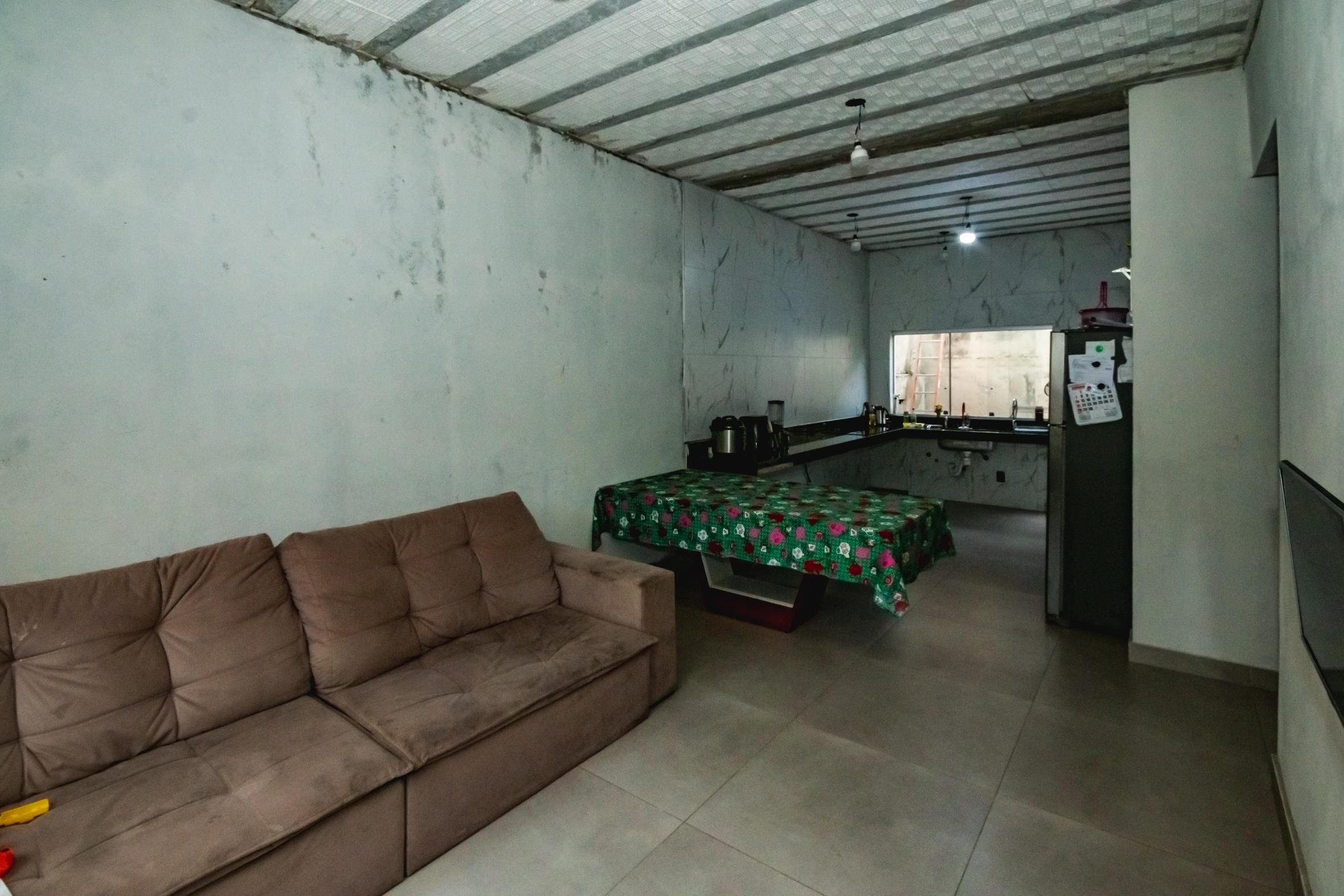 Casa com 3 quartos — Floramar, Belo Horizonte