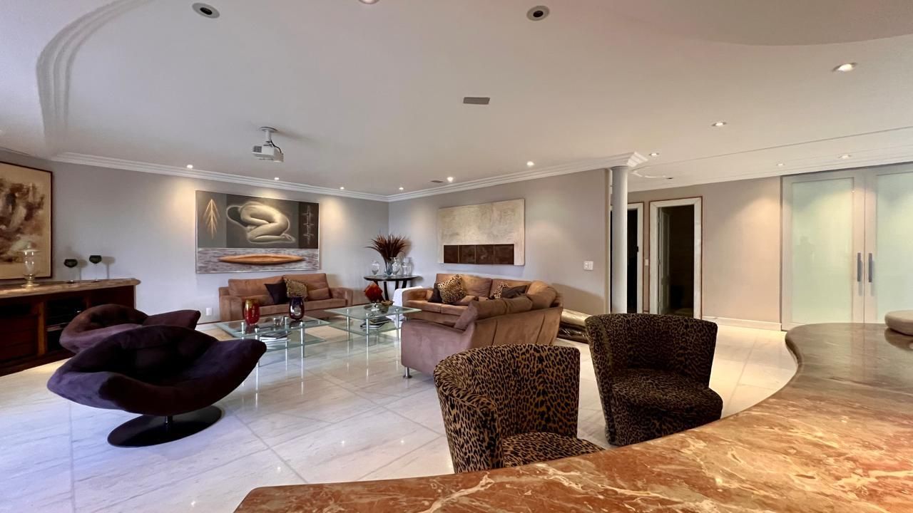 Apartamento com 4 quartos — Santo Agostinho, Belo Horizonte