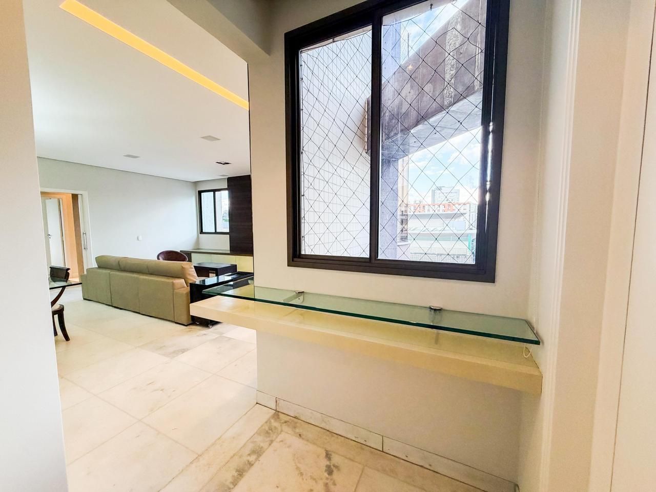 Apartamento com 3 quartos — Funcionários, Belo Horizonte