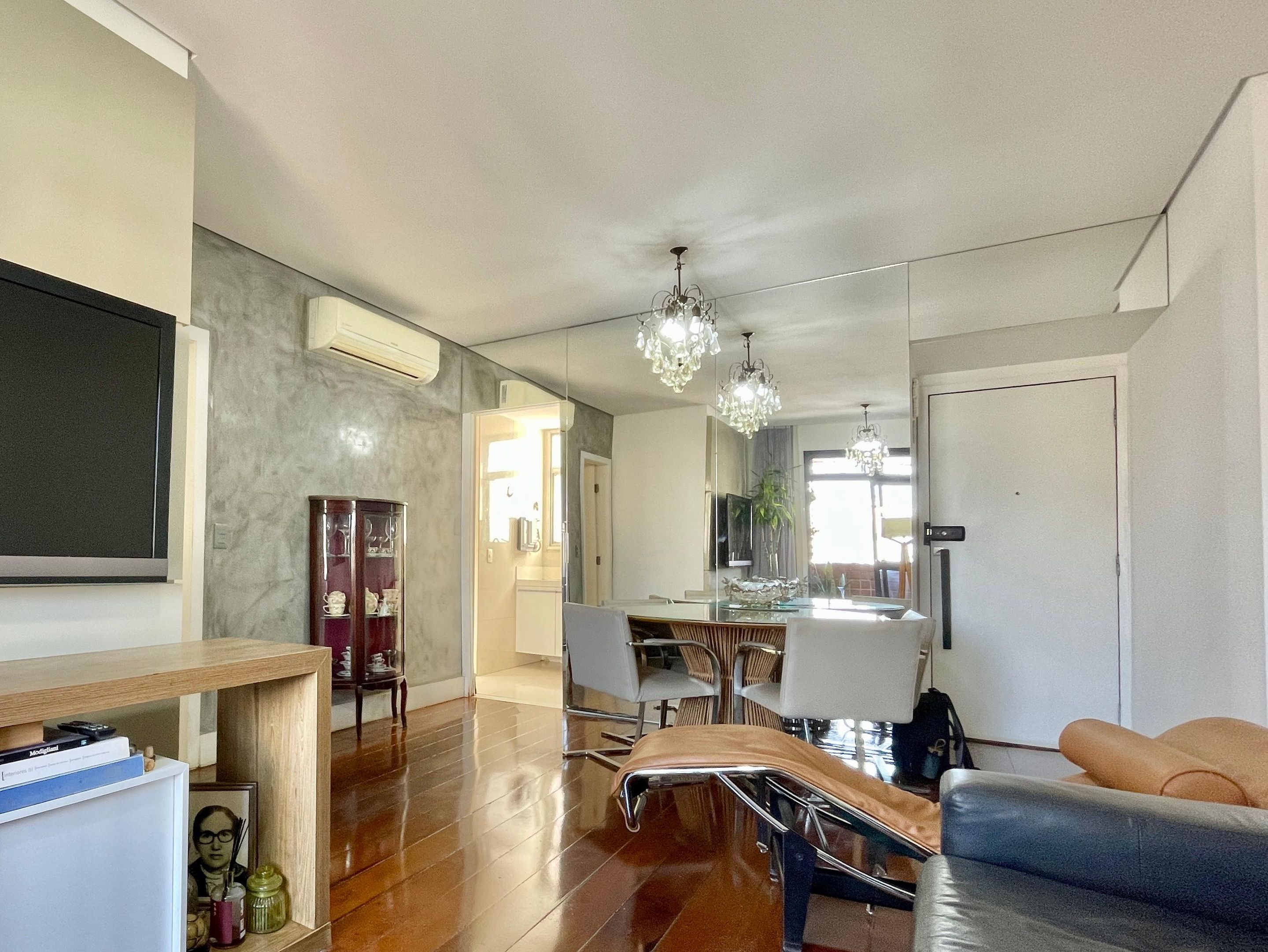 Apartamento com 2 quartos — Funcionários, Belo Horizonte