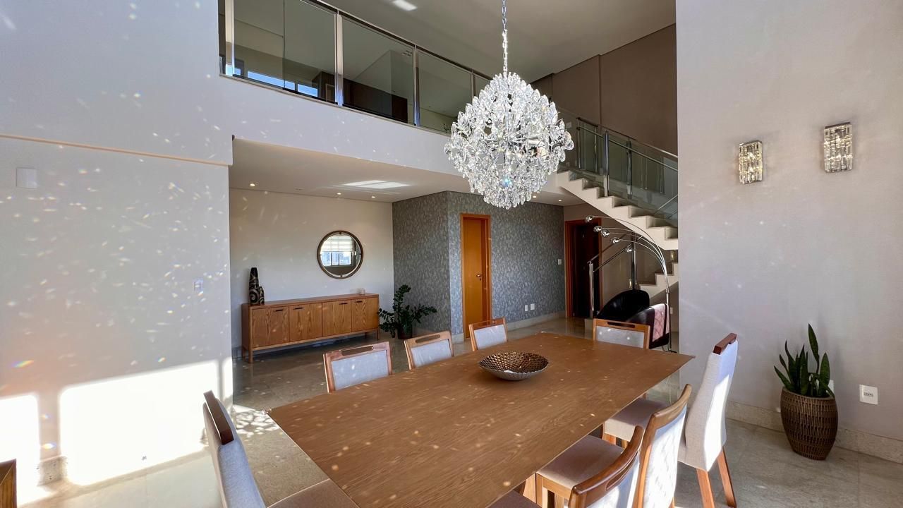 Apartamento com 4 quartos — Santo Antônio, Belo Horizonte