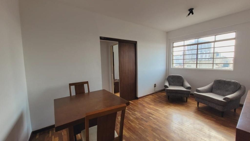 Apartamento com 3 quartos — Jardim America, Belo Horizonte