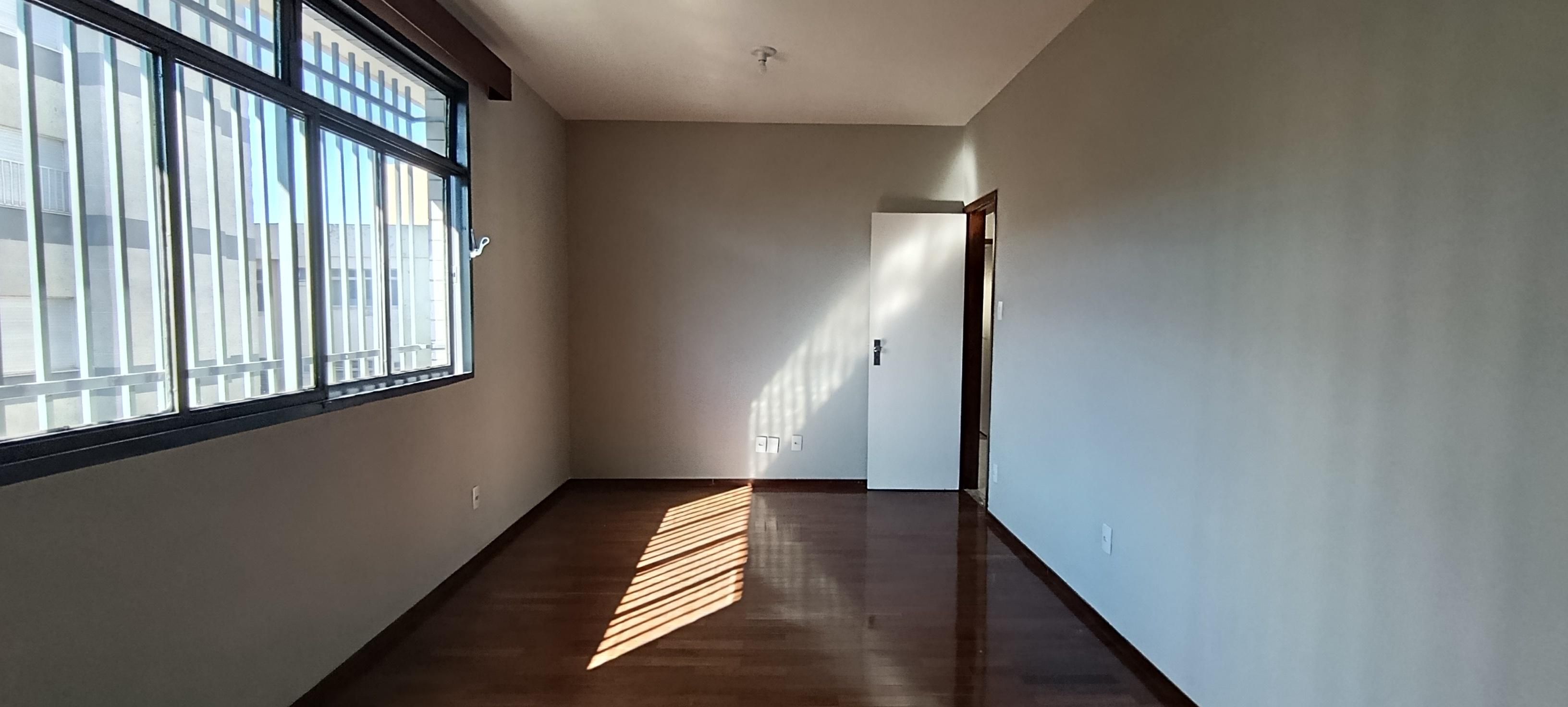 Apartamento com 4 quartos — Gutierrez, Belo Horizonte