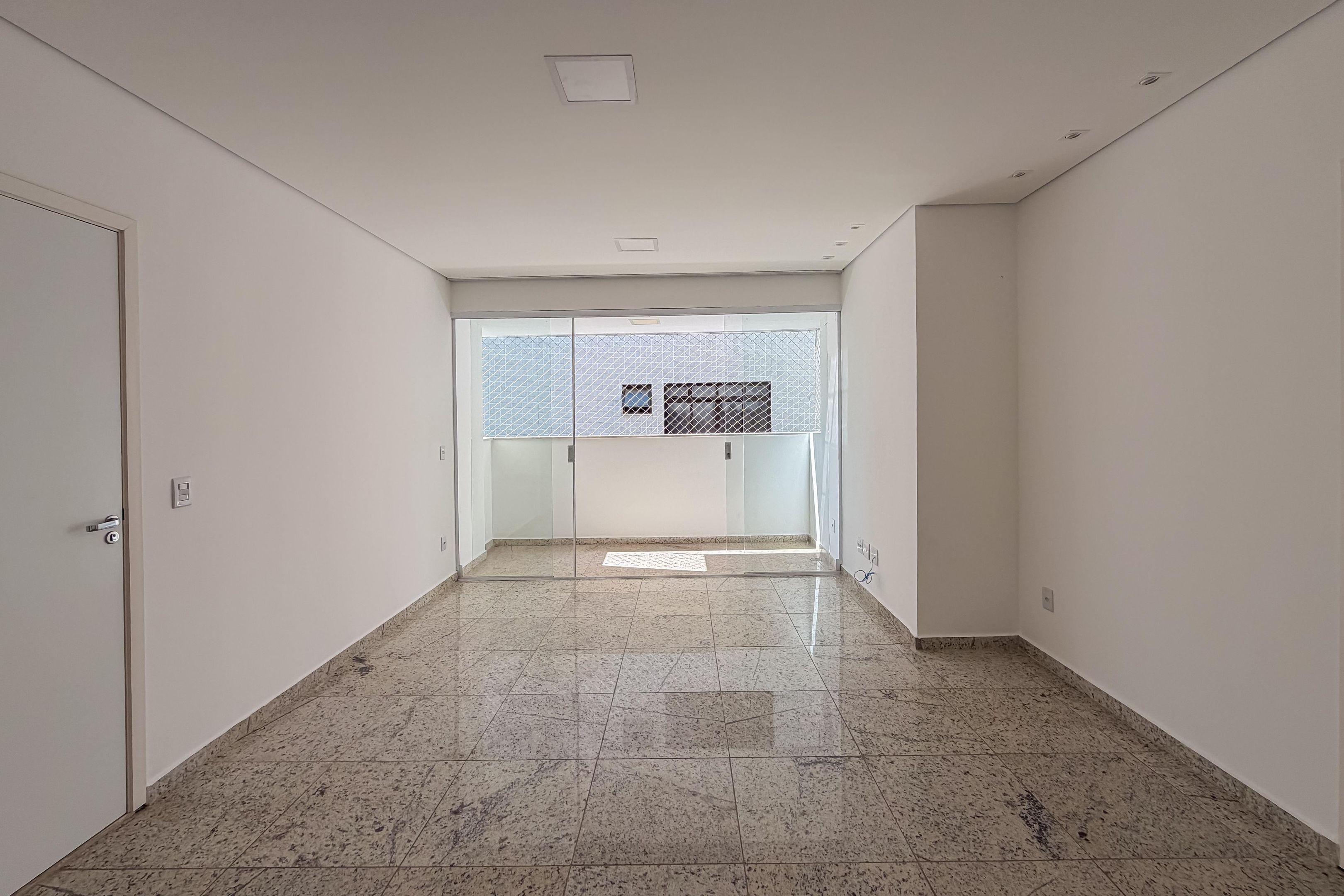 Apartamento com 3 quartos — Buritis, Belo Horizonte