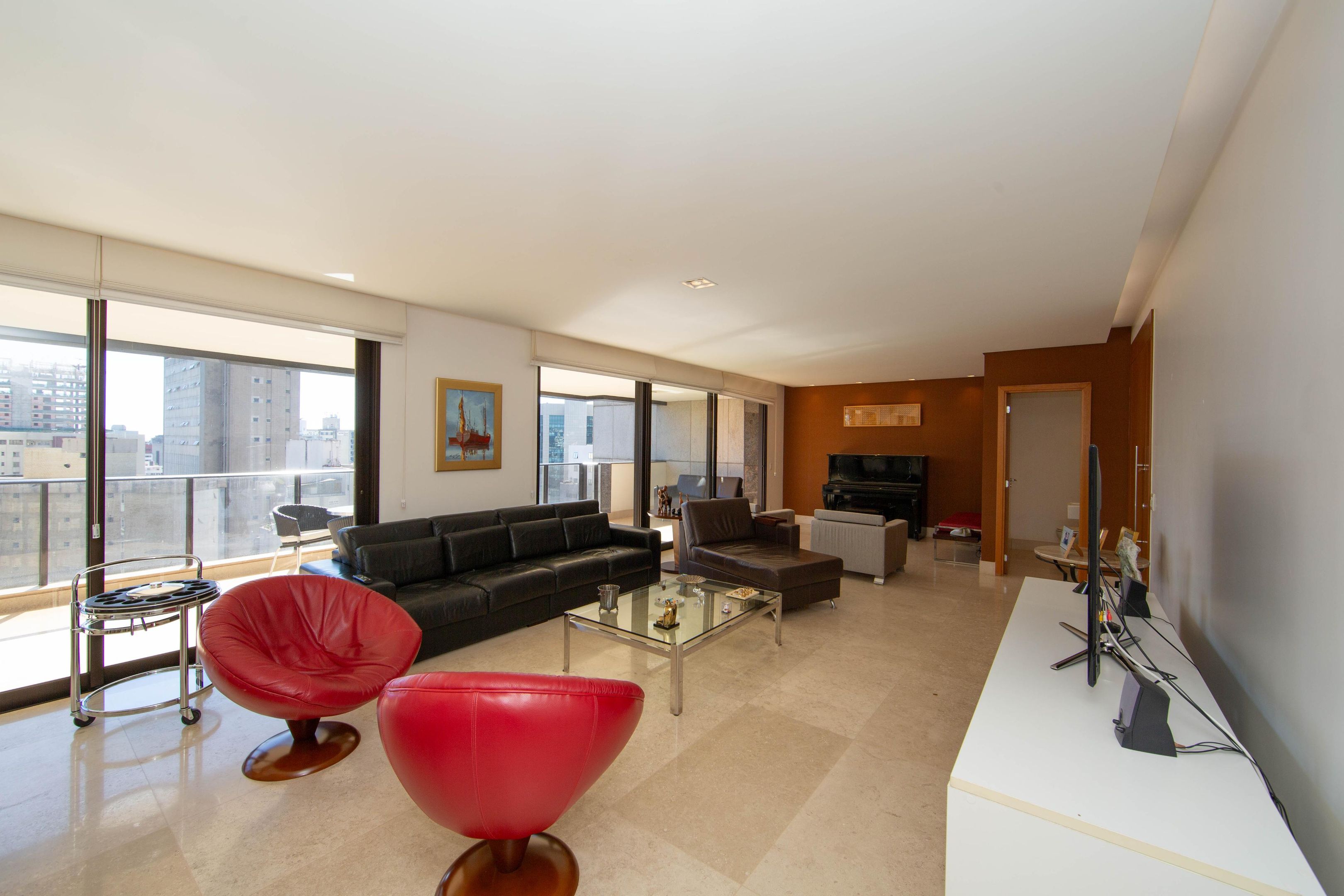 Apartamento com 4 quartos — Funcionários, Belo Horizonte